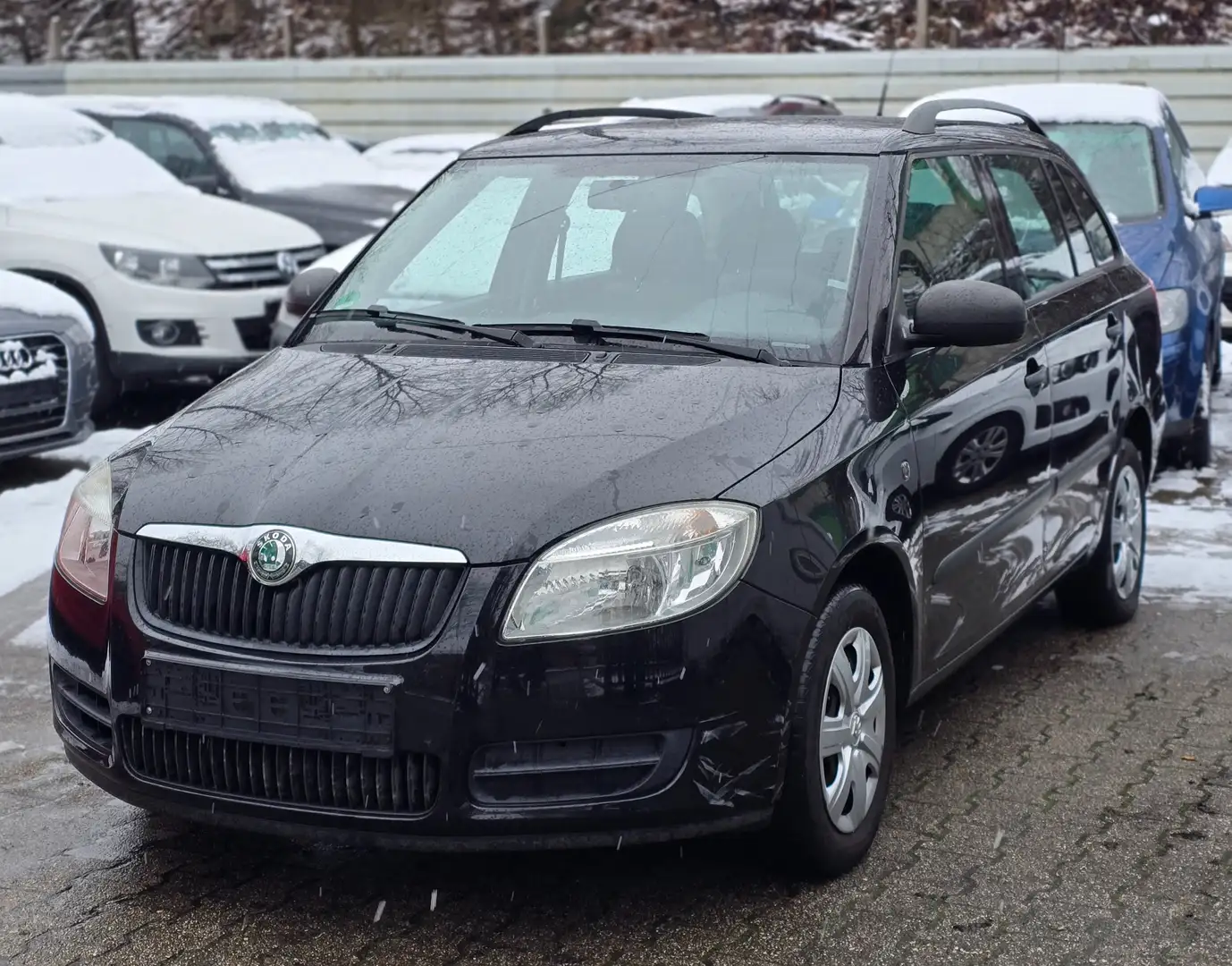 Skoda Fabia Cool Edition,Klima Tüv 10,2026. Schwarz - 1