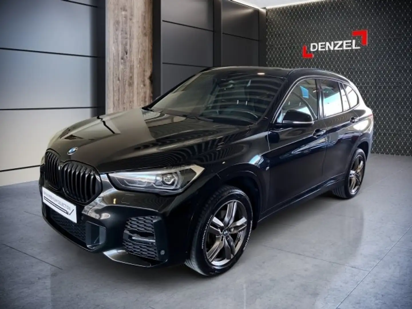 BMW X1 sDrive18d F48 B47 Schwarz - 1