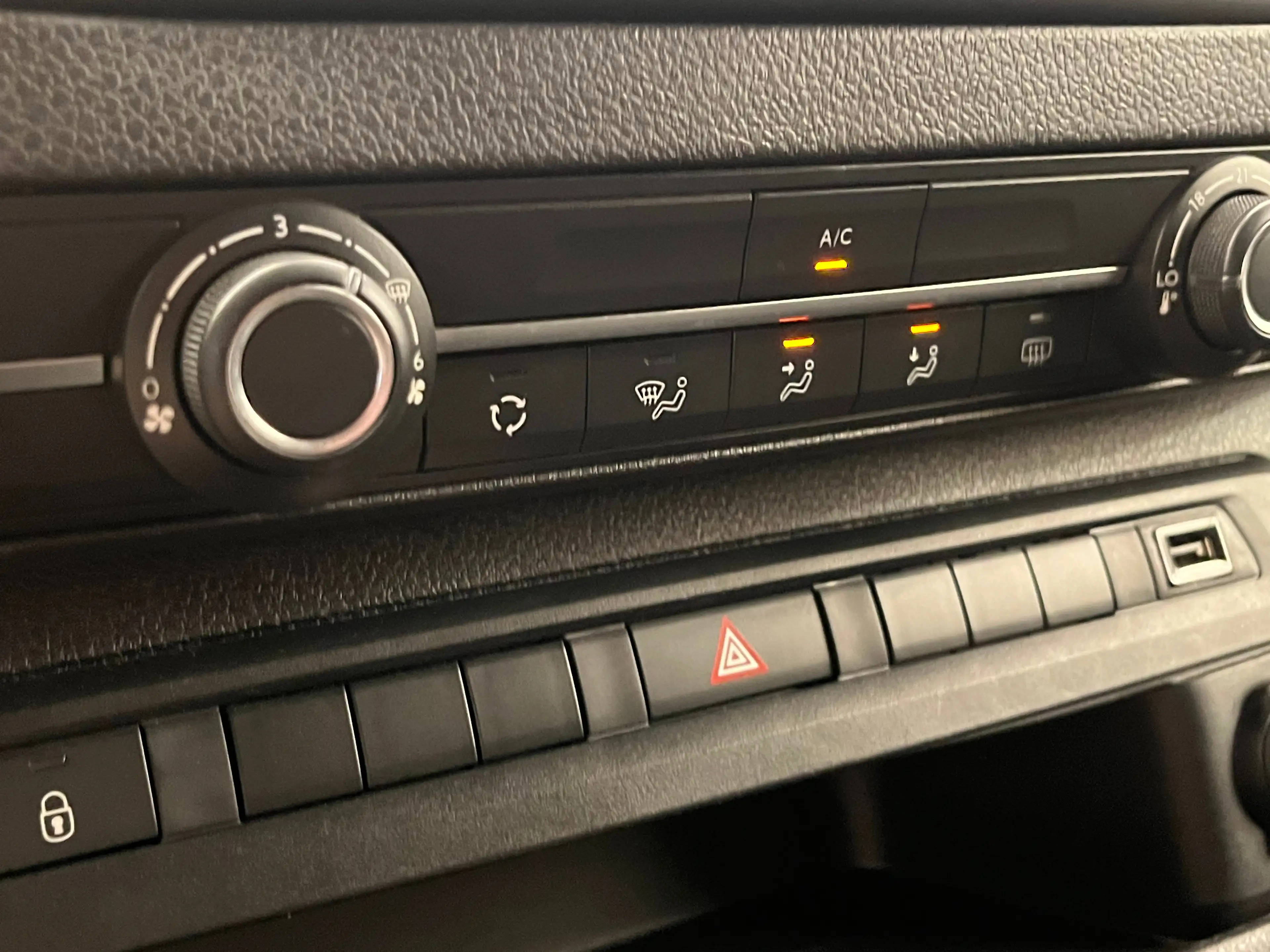 Peugeot Expert 2.0 BlueHDI 145 S&S DC | Carplay | Airco | Dubbele — photo 10