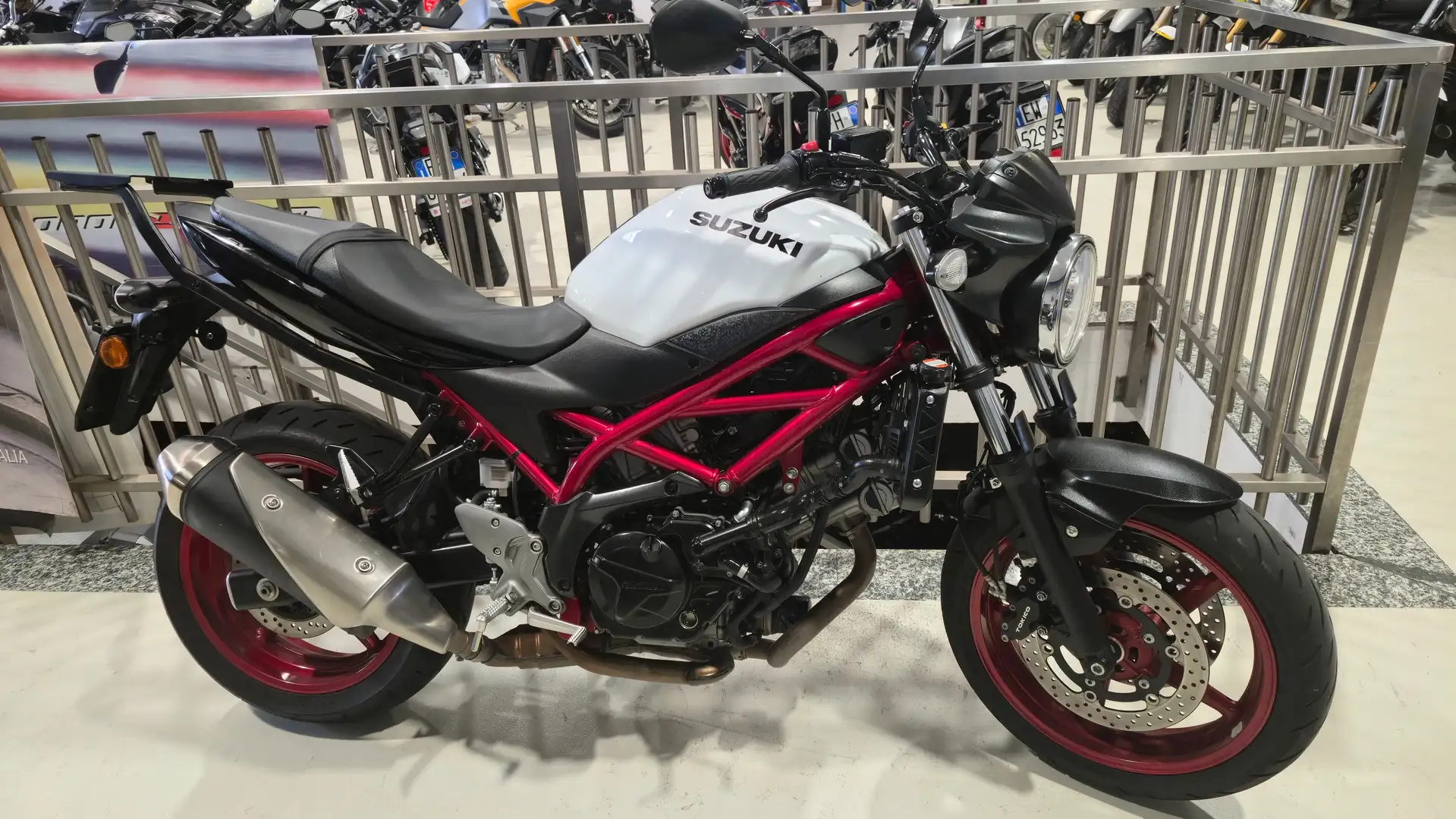 Suzuki SV 650 EURO 5 ABS Bianco - 2