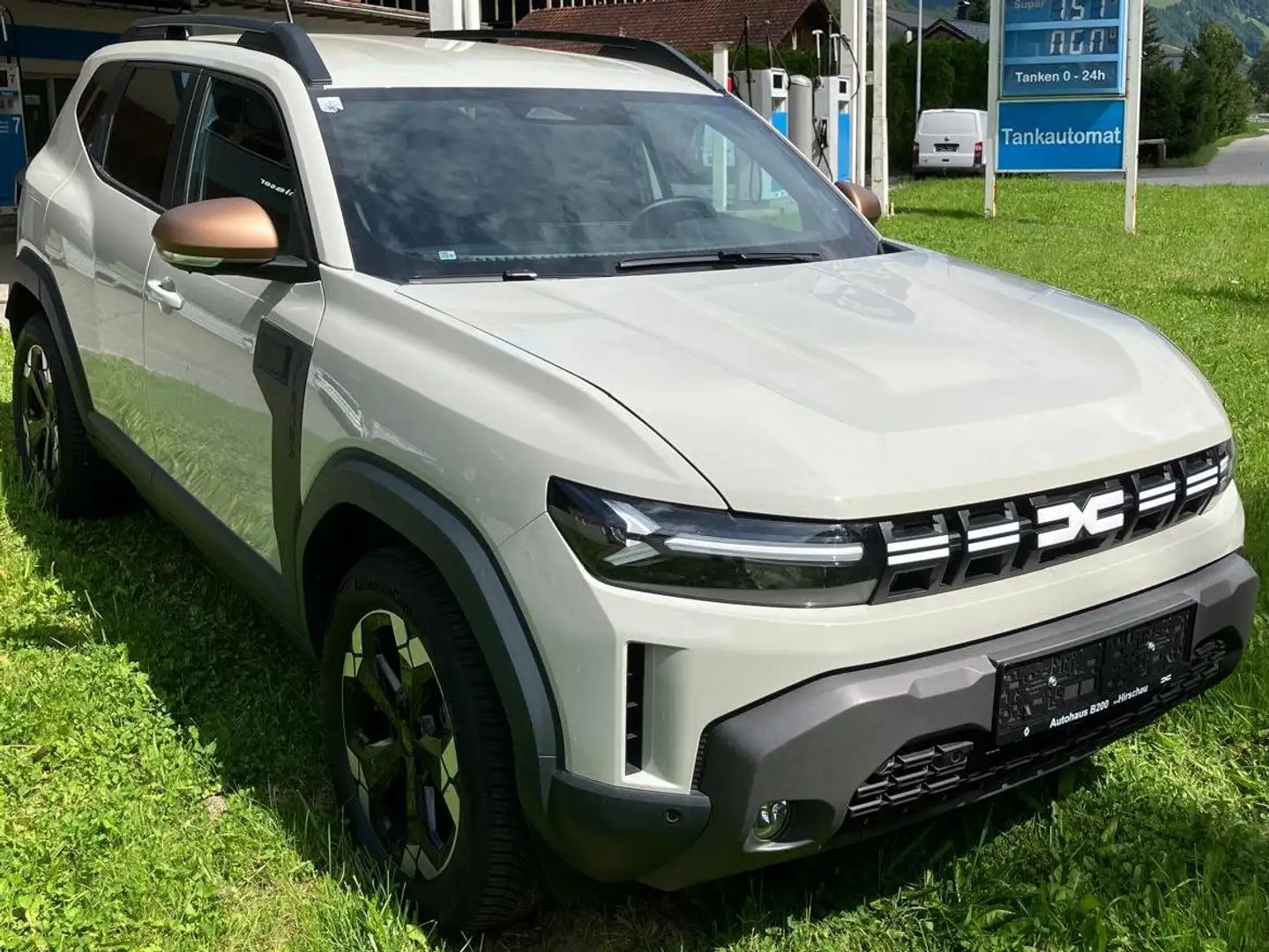 Dacia Duster Extreme TCe 130 mHev 4x4 Beige - 2