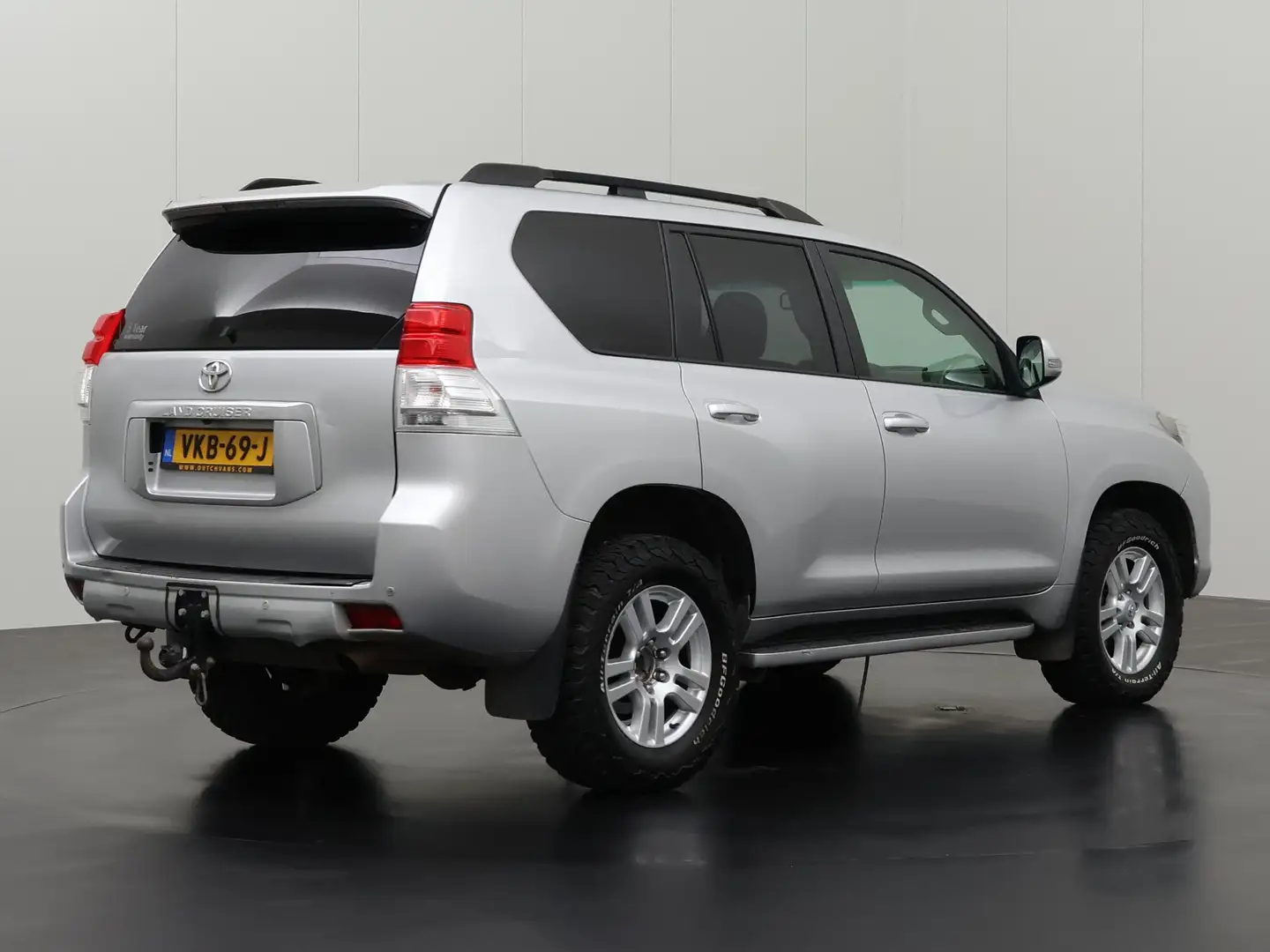 Toyota Land Cruiser 3.0D-4D-F LX Blind Van 5-Deurs Lang | Airco | Crui Stříbrná - 2