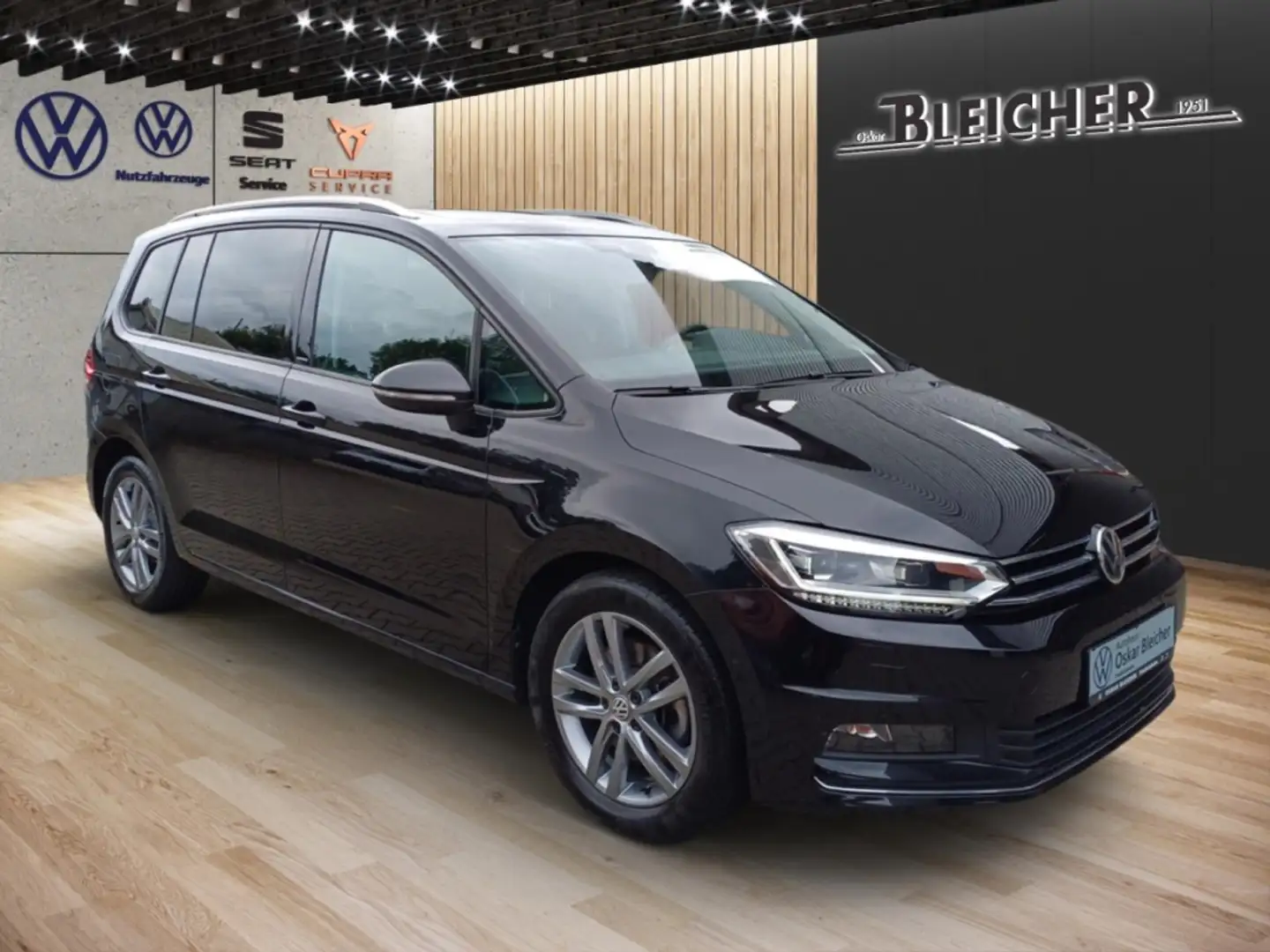 Volkswagen Touran 1.5 TSI ''IQ.DRIVE'' OPF  7 Sitze   AHK Schwarz - 2