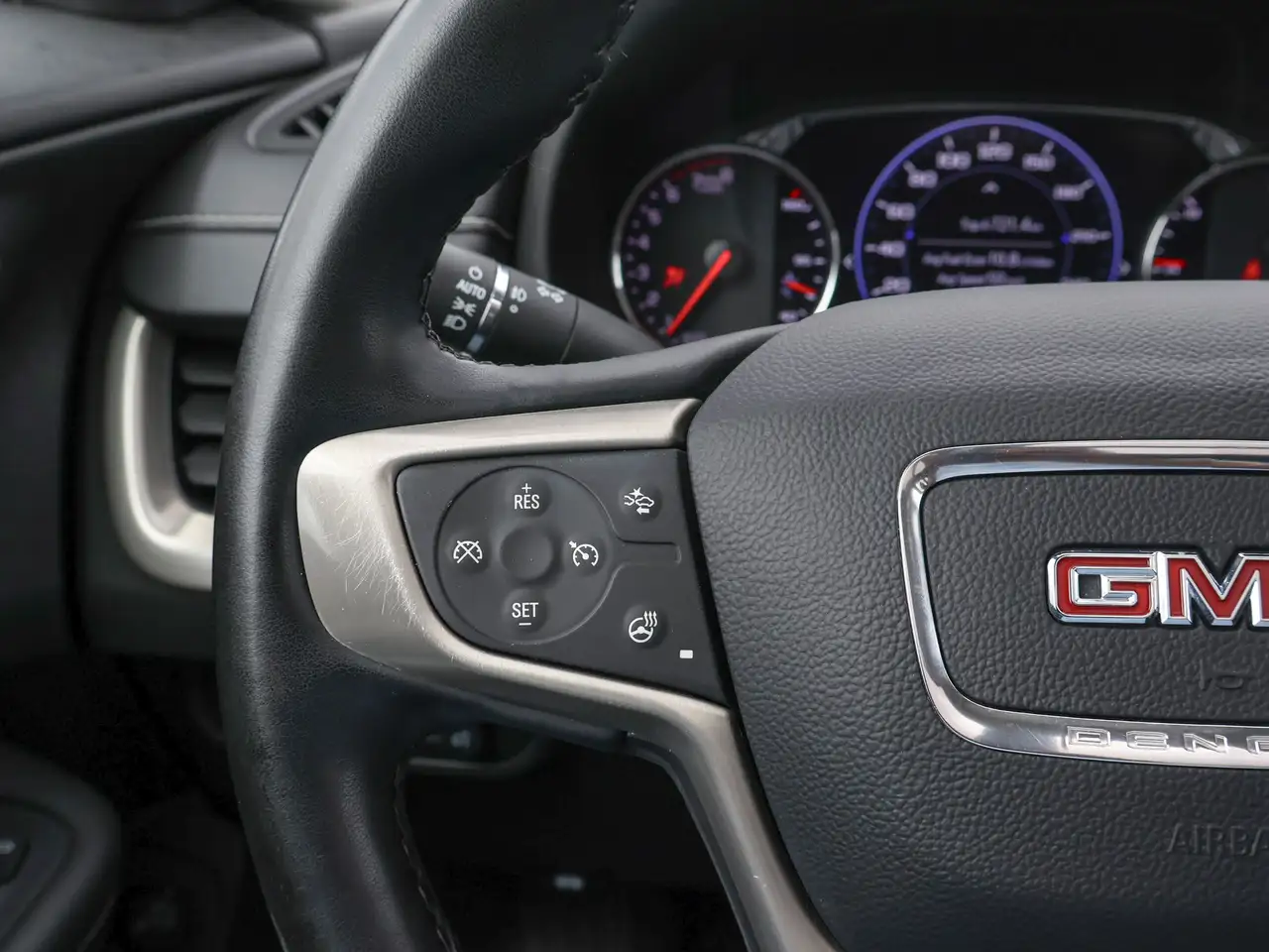 GMC Terrain снимка GMC Terrain