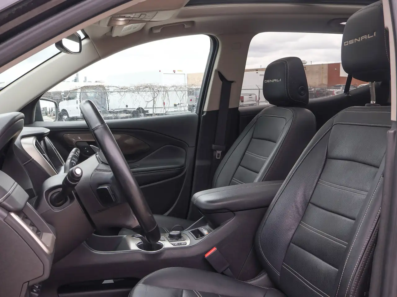 GMC Terrain снимка GMC Terrain
