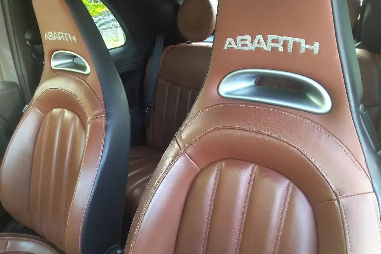 Abarth 695C 2023