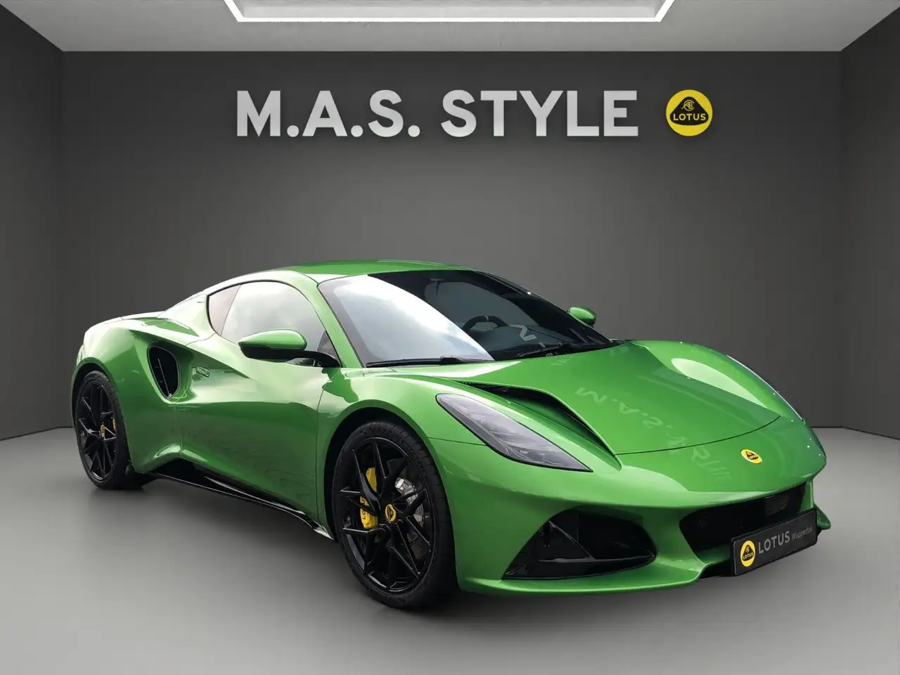 Lotus Emira 2026