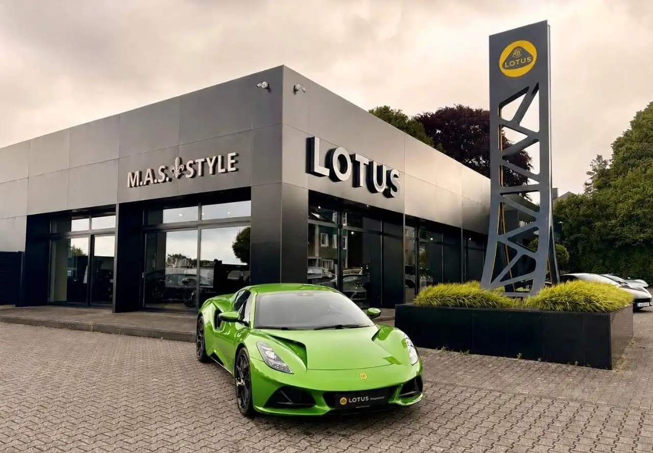 Lotus Emira 2026