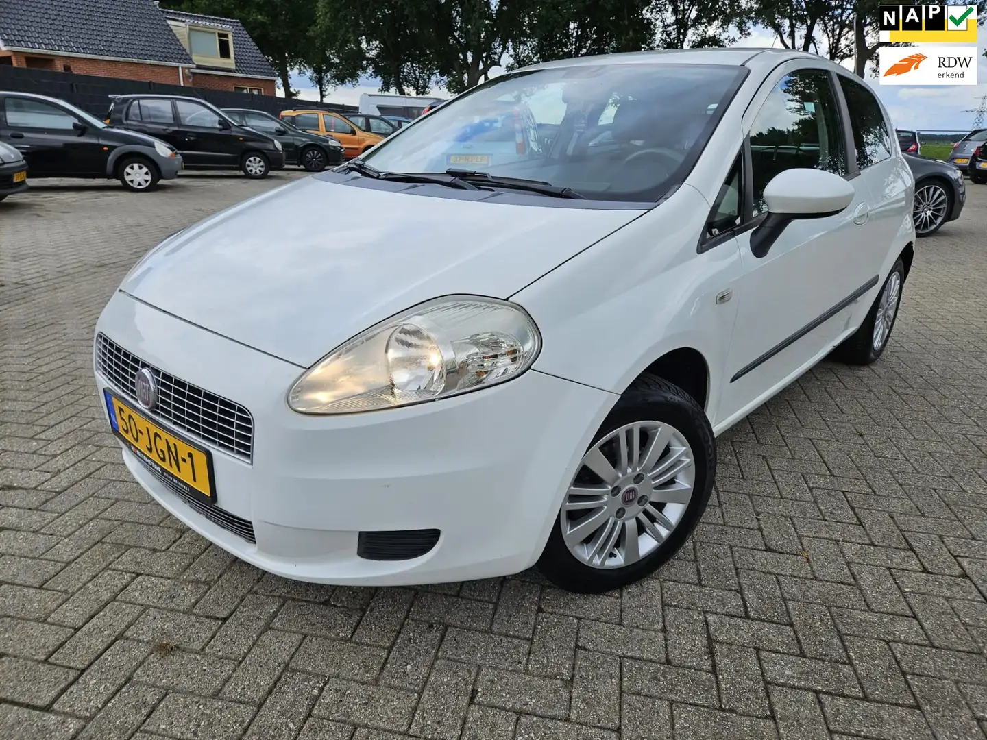 Fiat Grande Punto 1.4 Edizione Lusso 2009. Airco/Lichtmetaal/Trekhaa Wit - 1