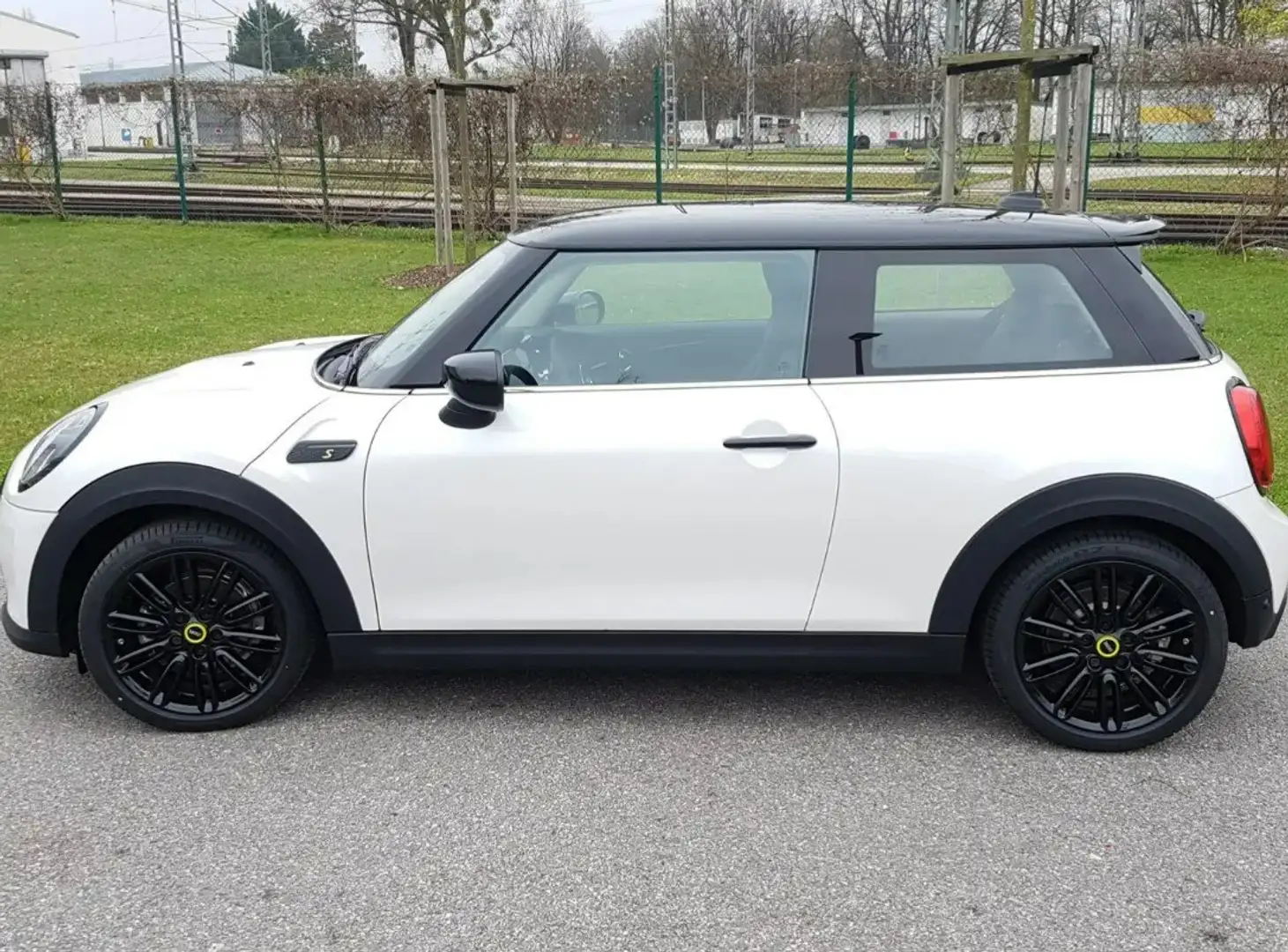 MINI Cooper SE v.WA,Wärmep. DrivingAssist Sitz/Lenkradheiz. Alb - 1