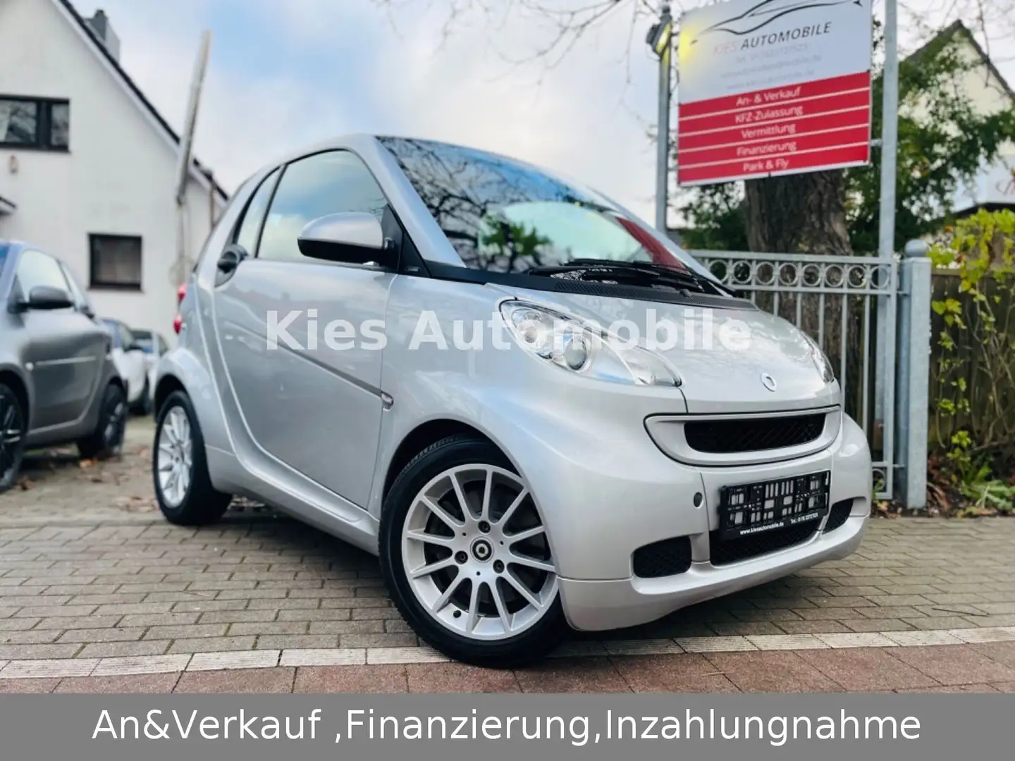 smart forTwo Passion 84Ps Turbo AUTOM/SERVO/KLIMA/NAVI Plateado - 1