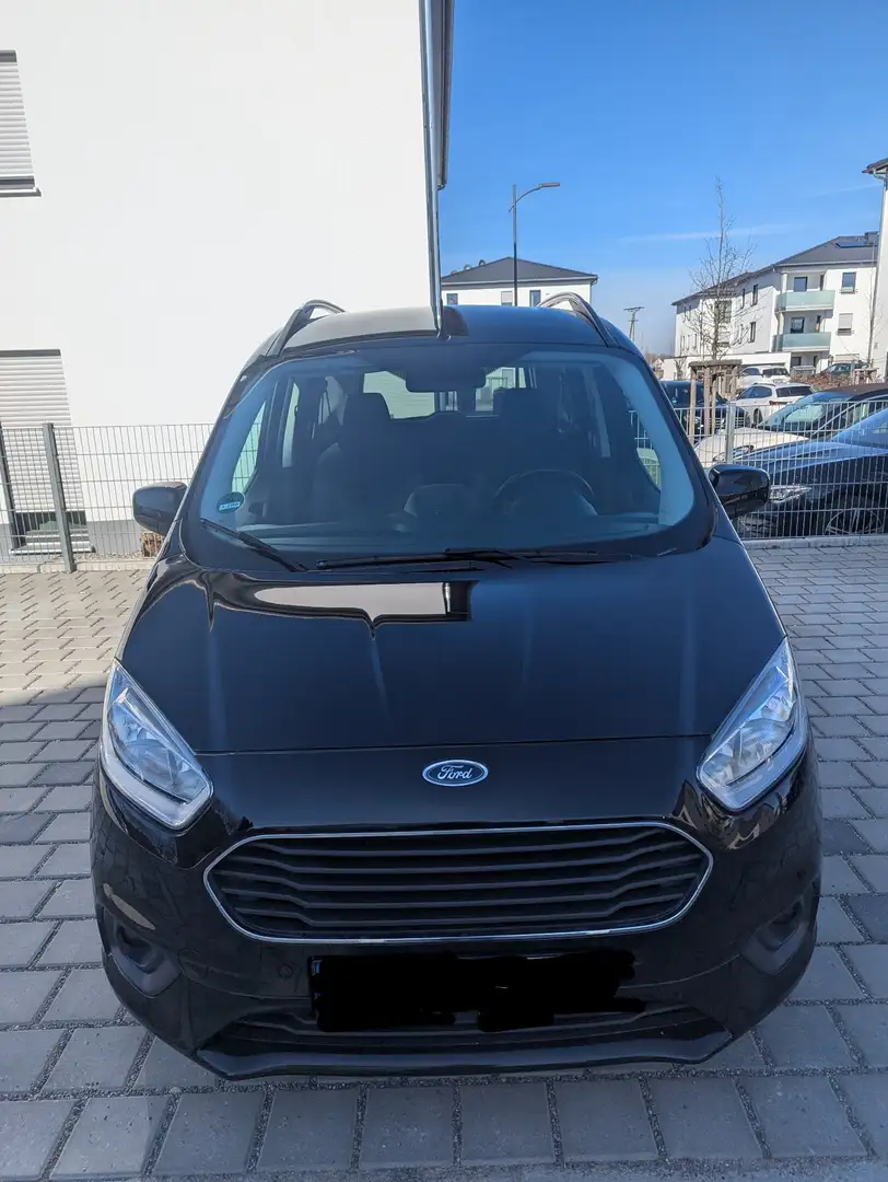 Ford Tourneo Courier 1.0 EcoBoost Titanium - 1