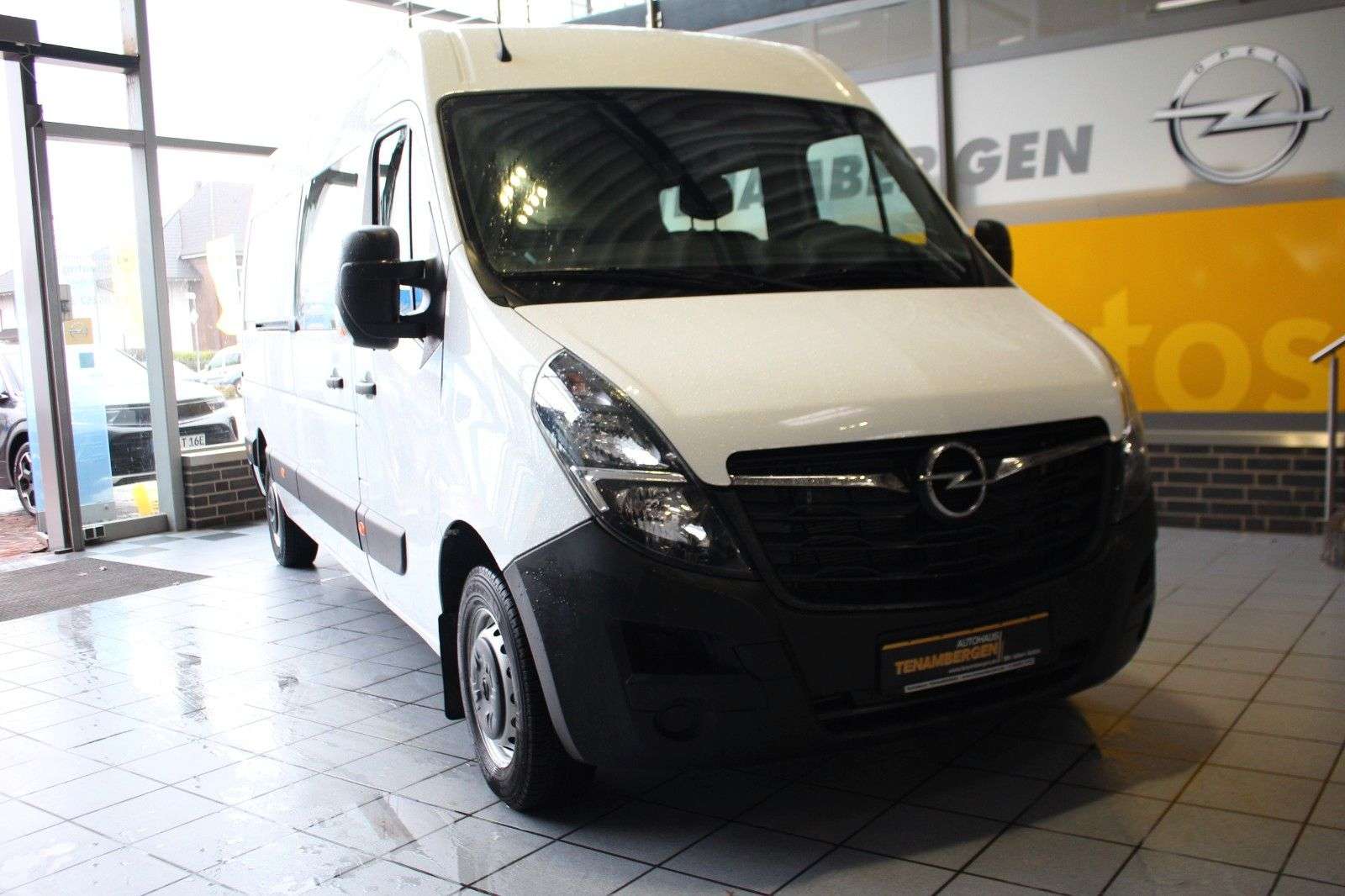 Opel Movano