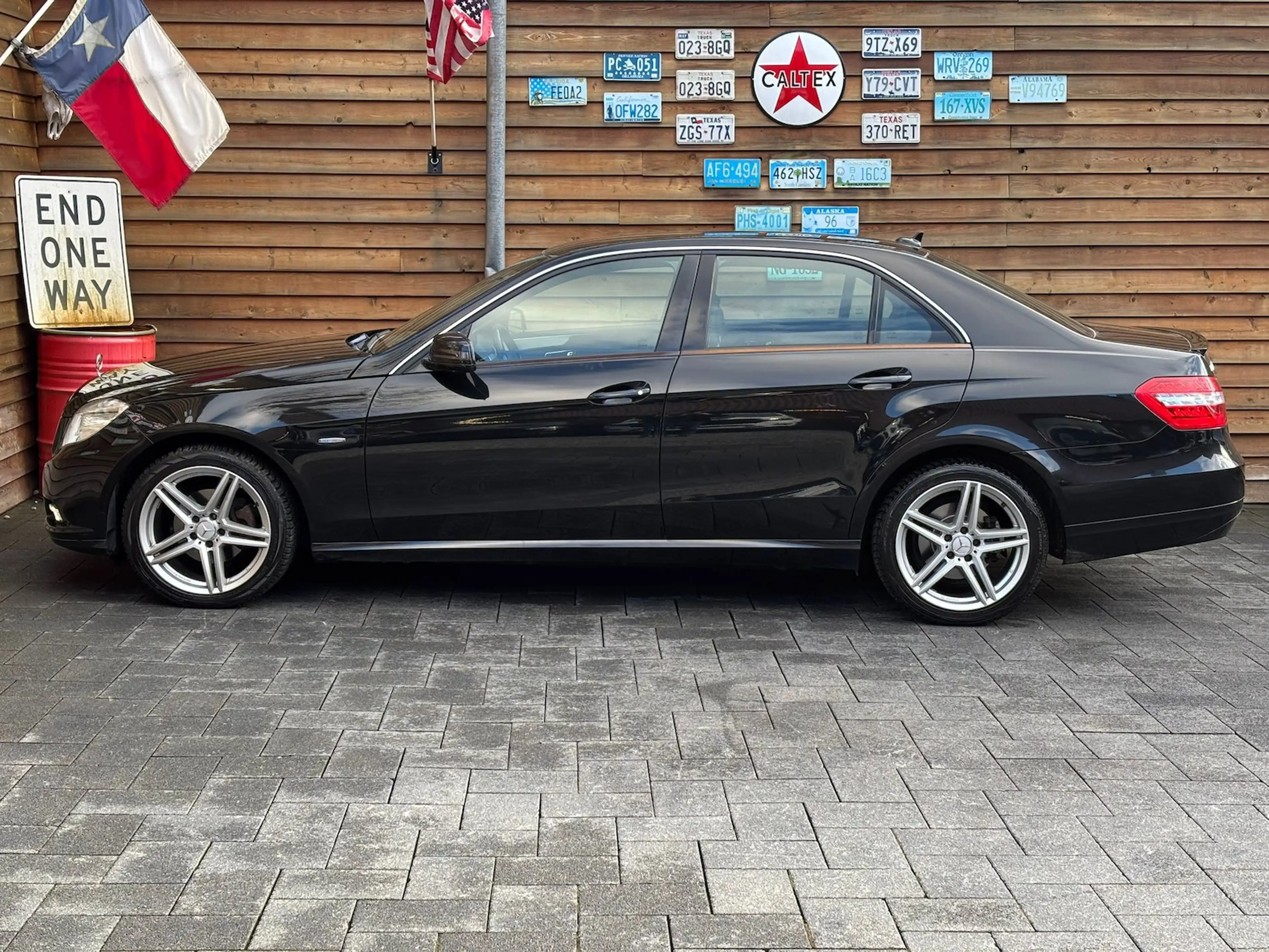 Mercedes-Benz E 220 CDI BlueEfficiency Navi Bi-Xenon Leder H&K — photo 9
