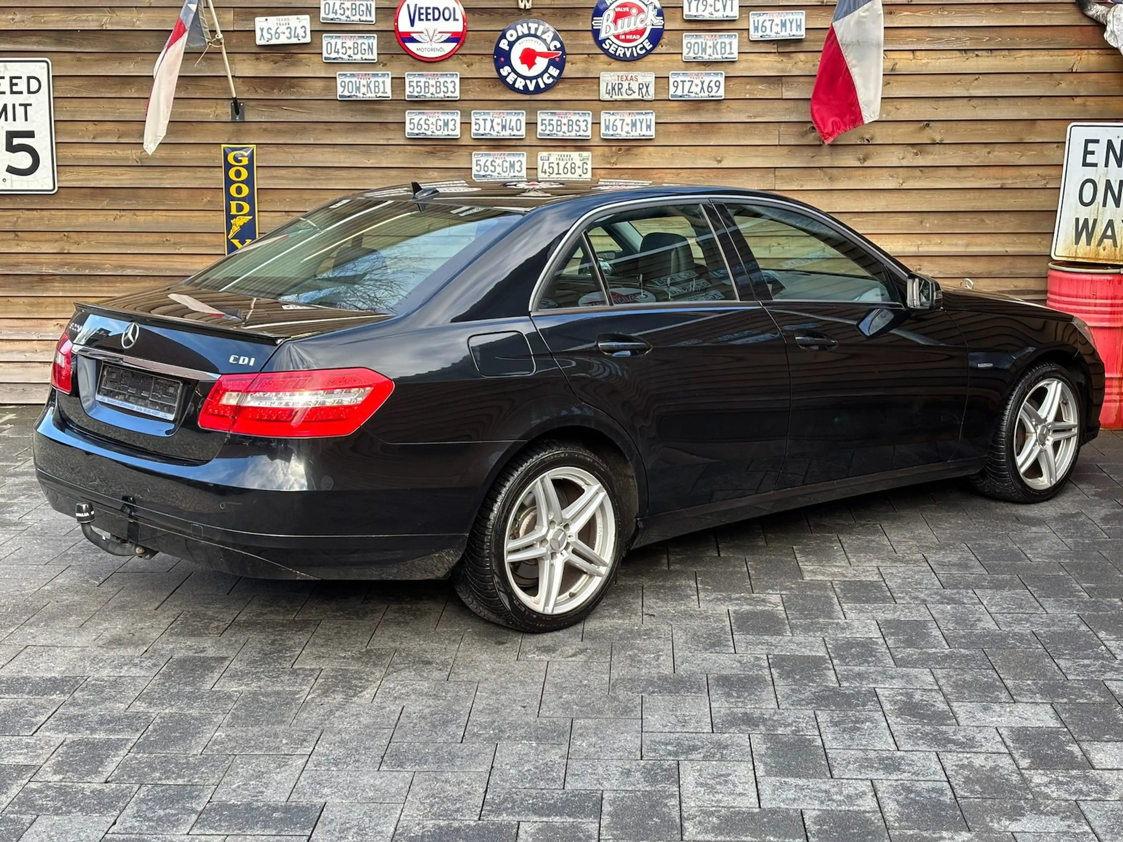 Mercedes-Benz E 220 CDI BlueEfficiency Navi Bi-Xenon Leder H&K — photo 15