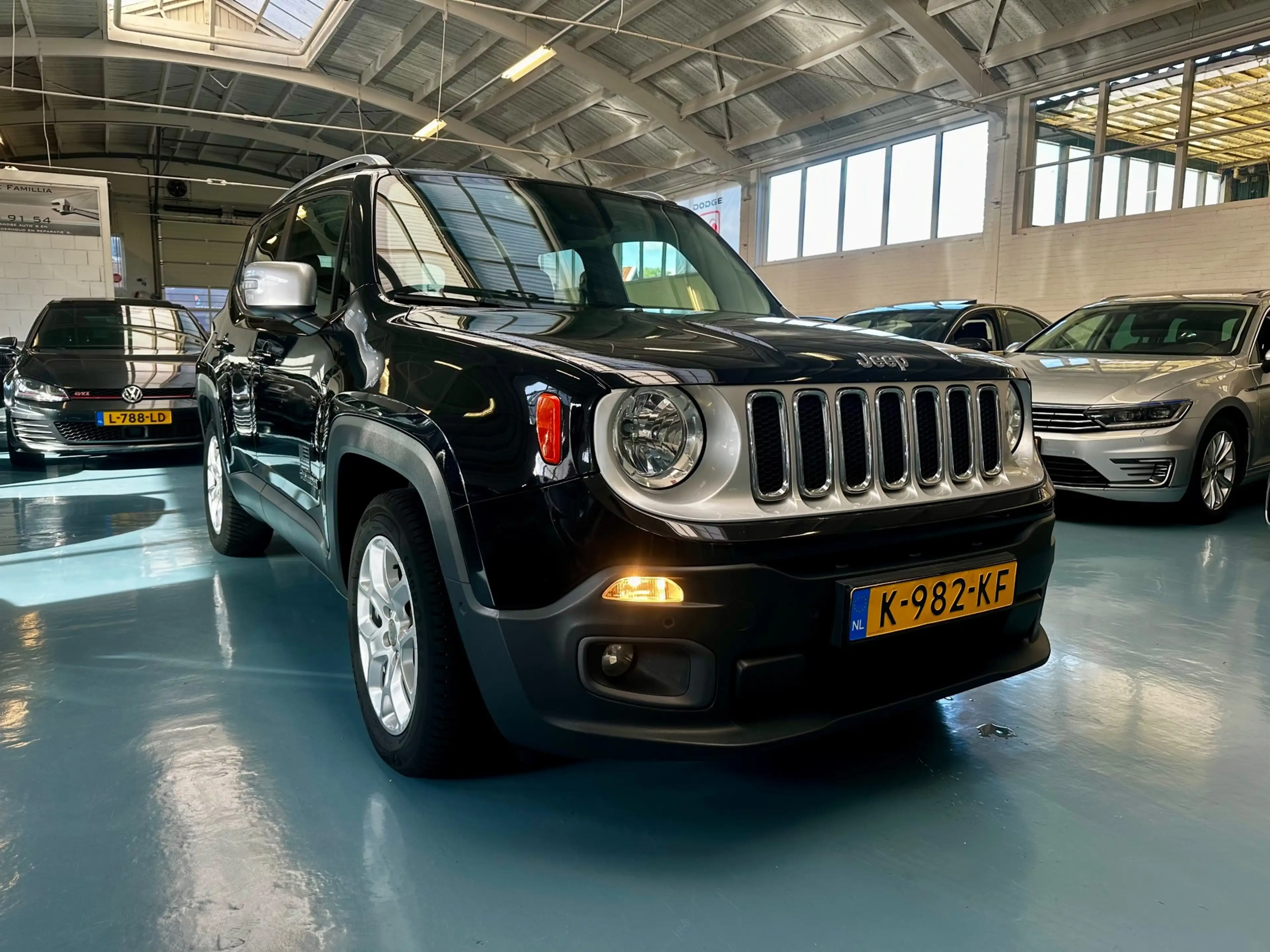 Jeep Renegade 1.4 MultiAir Longitude — photo 7