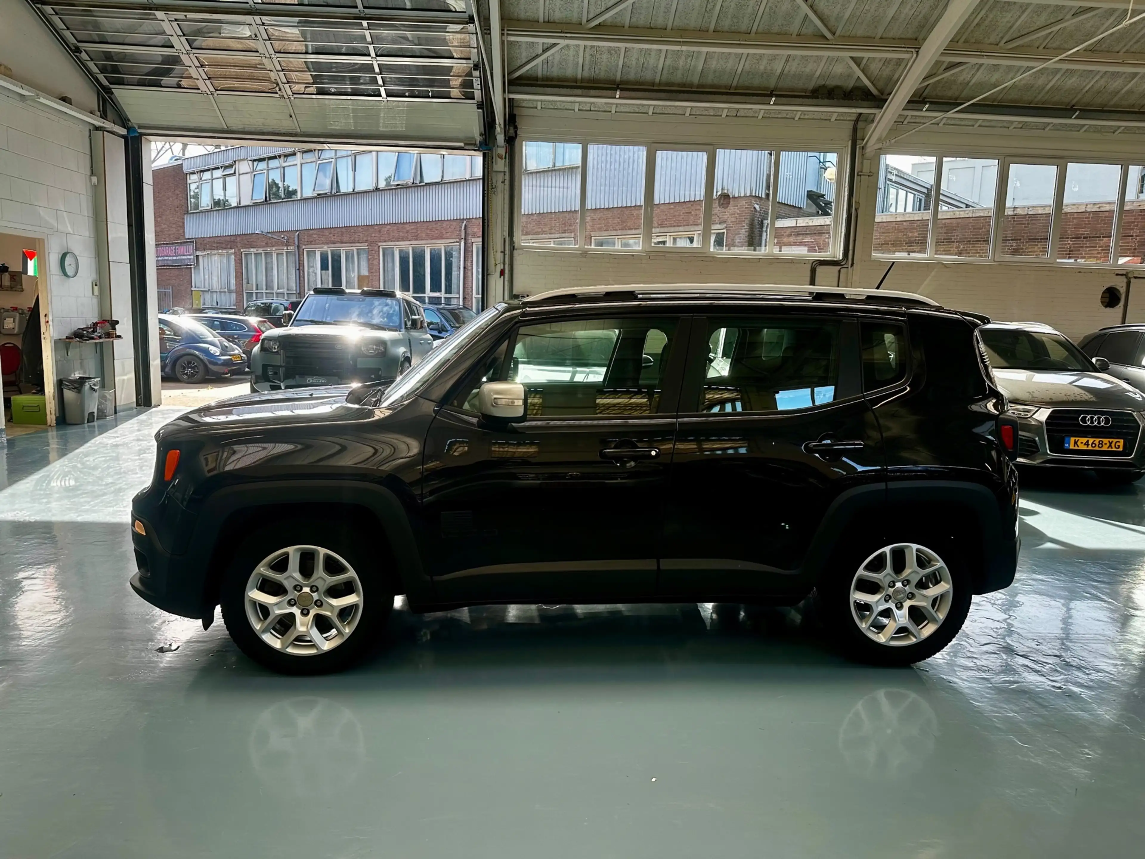 Jeep Renegade 1.4 MultiAir Longitude — photo 2