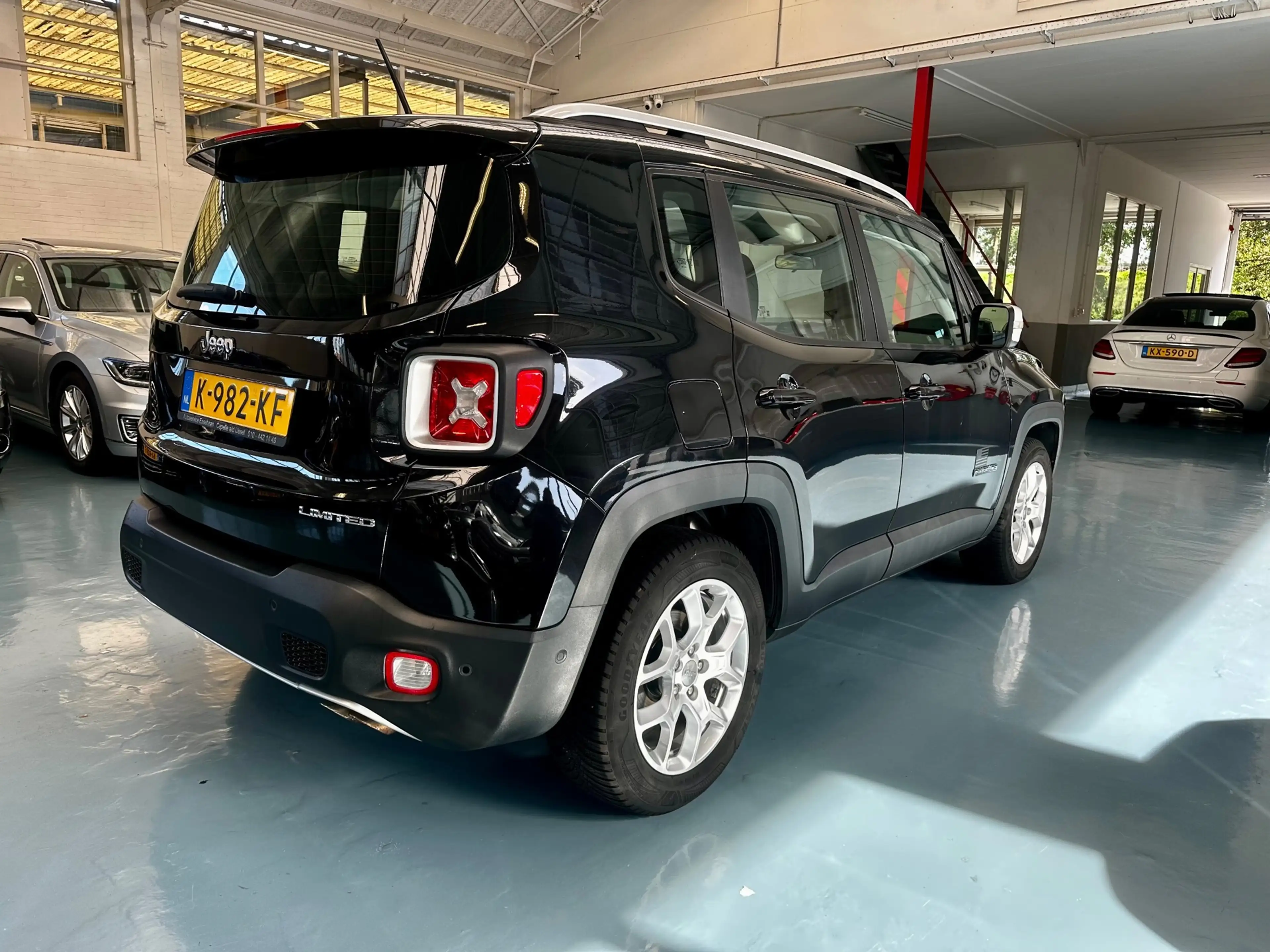 Jeep Renegade 1.4 MultiAir Longitude — photo 5