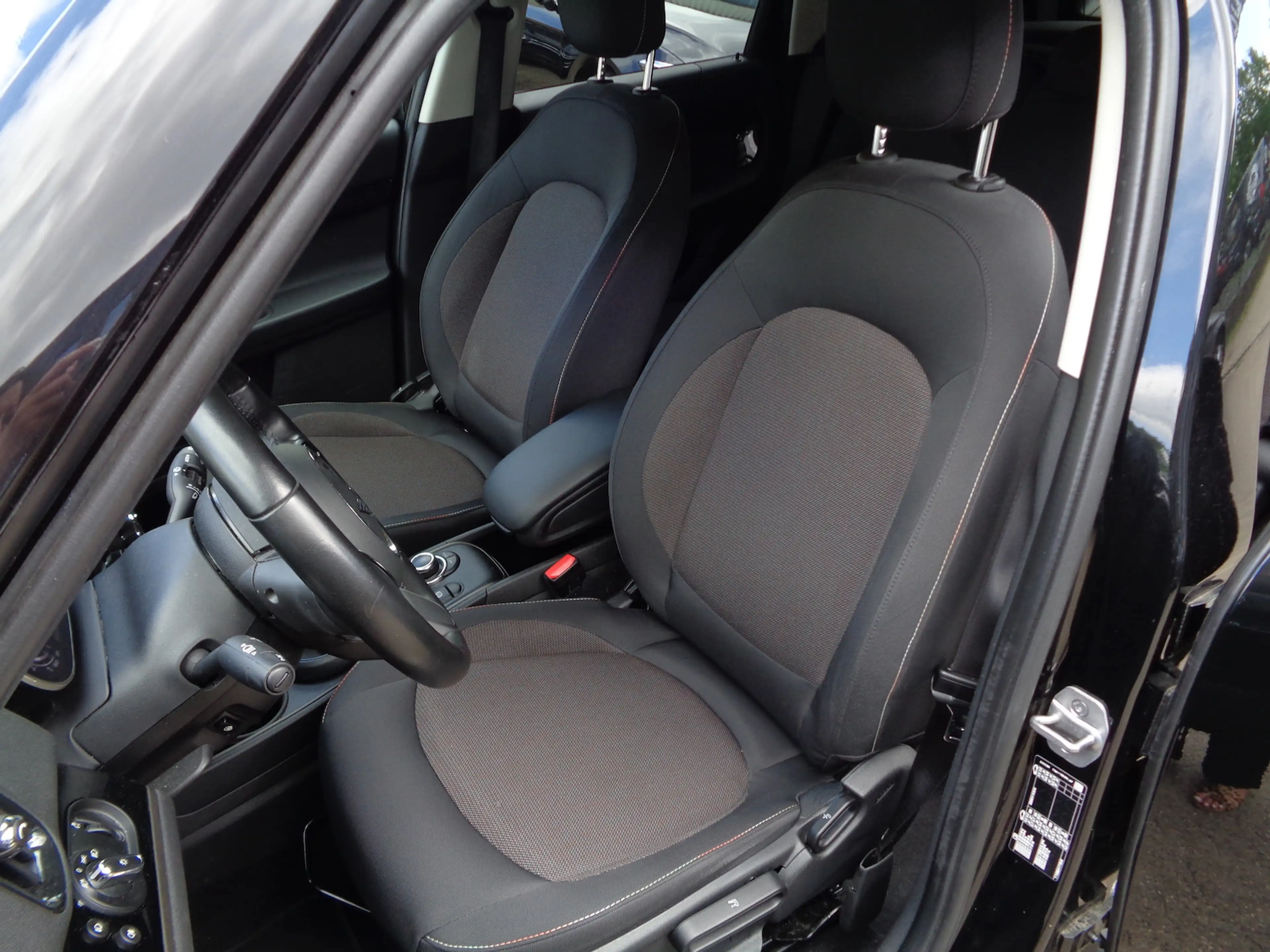 MINI Cooper D Countryman Cooper D Countryman, Autom., Kamera, 1.Hand — photo 9