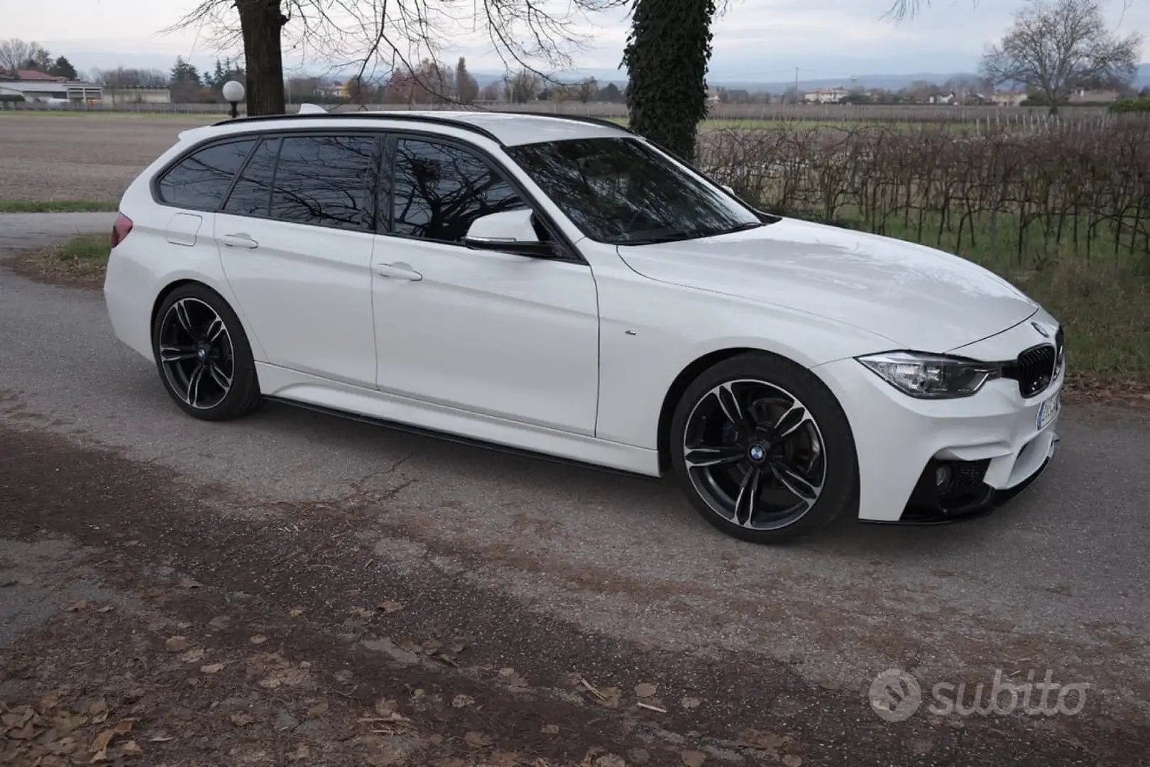 BMW 318 318d M Sport (F31) Sw touring Bílá - 2