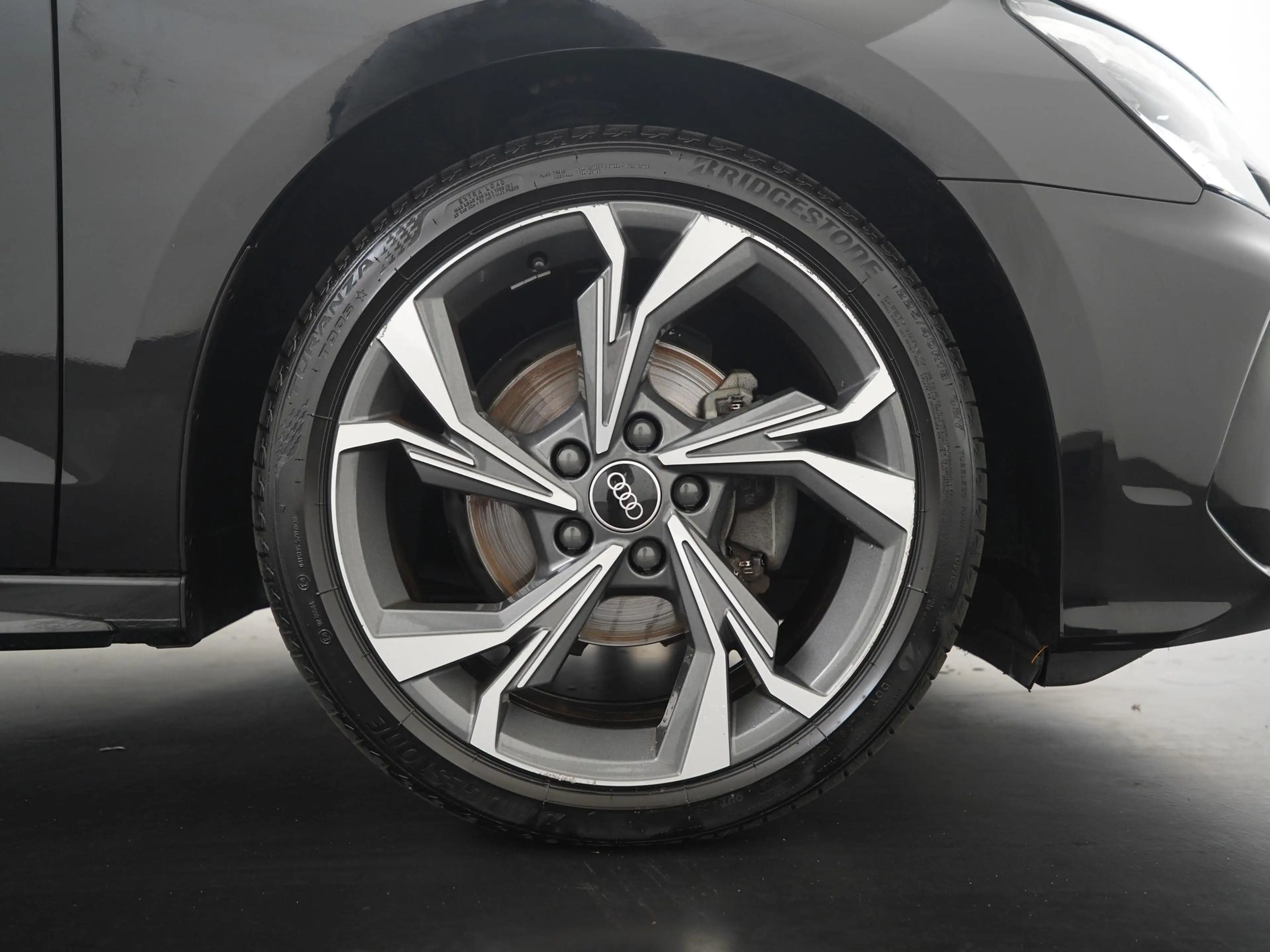Audi A3 Limousine 30 TFSI S edition S-Tronic | ACC Stop&Go — photo 31