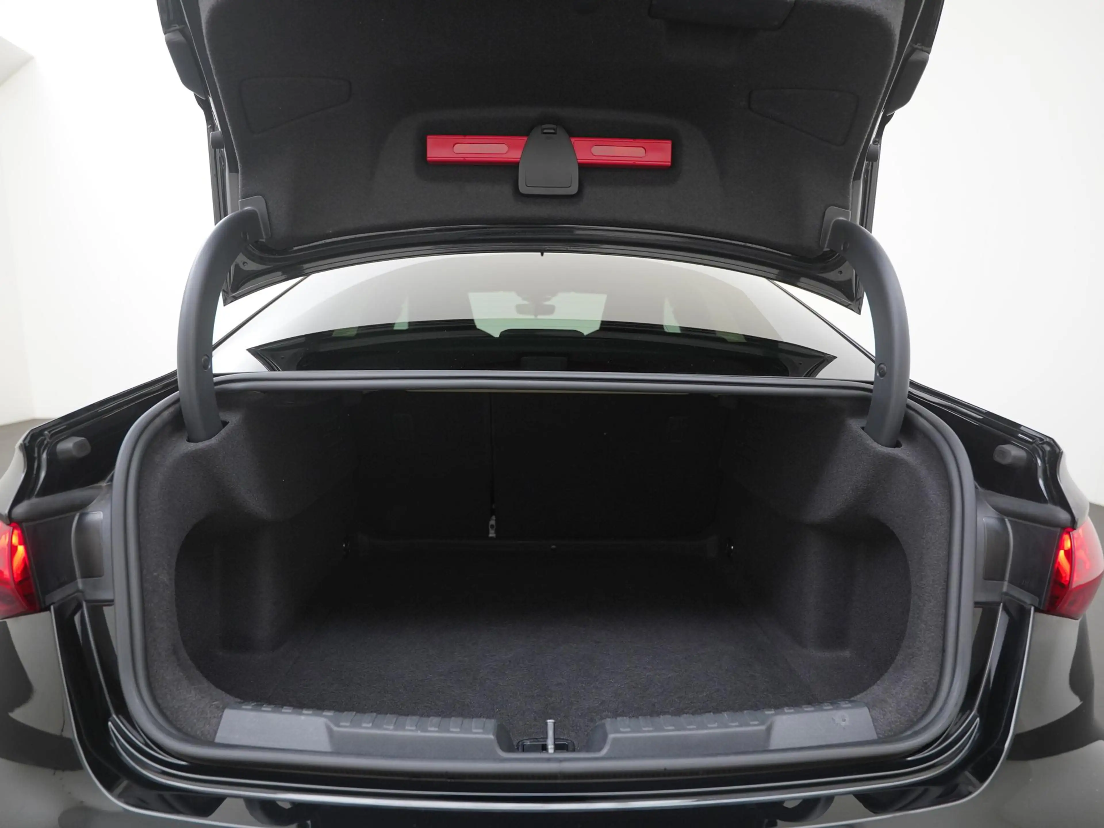 Audi A3 Limousine 30 TFSI S edition S-Tronic | ACC Stop&Go — photo 27