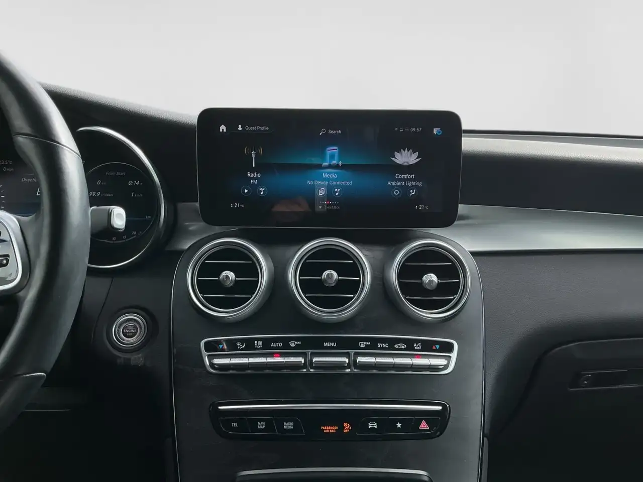 Mercedes-Benz GLC снимка Mercedes-Benz GLC