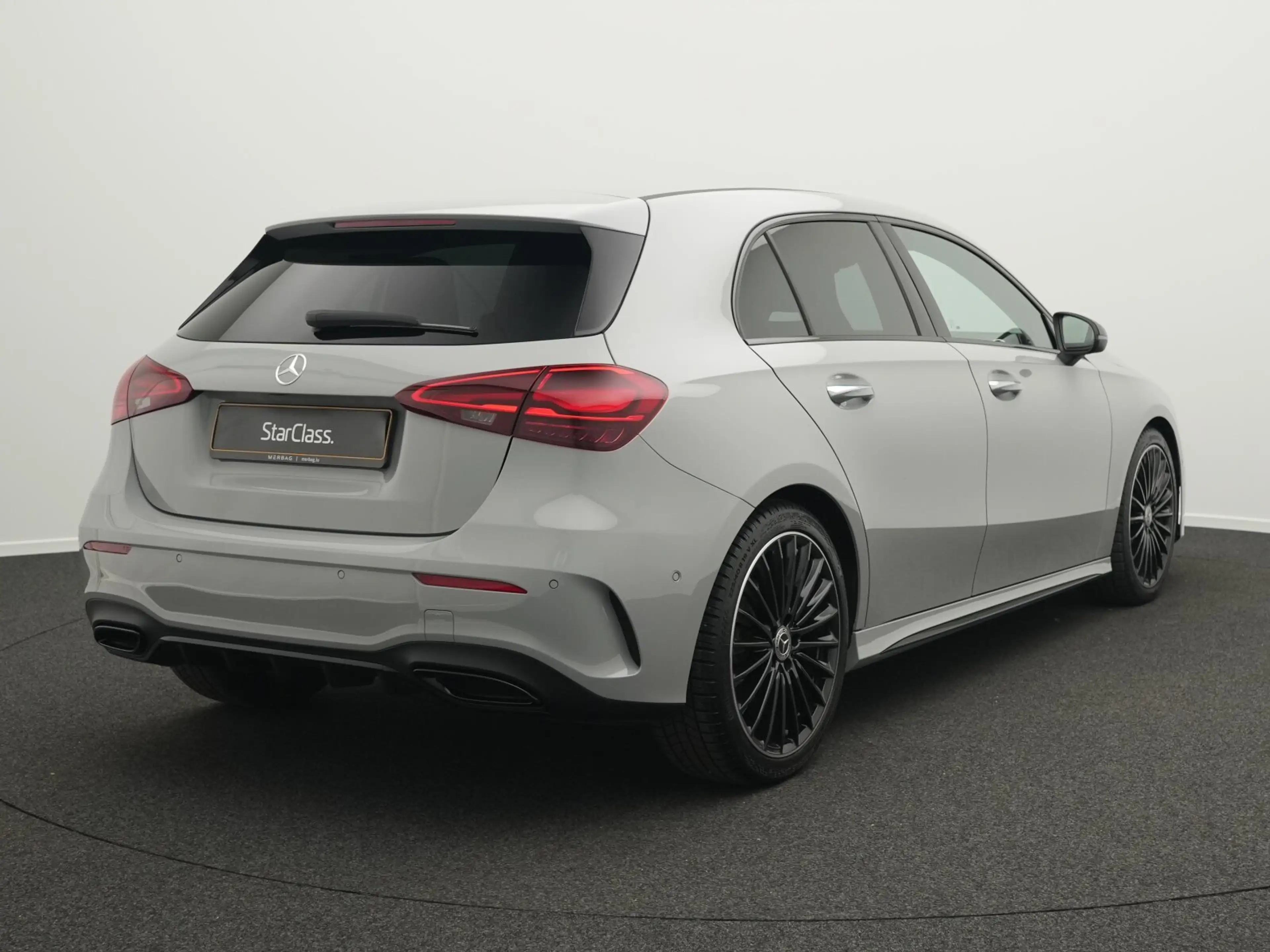 Mercedes-Benz A 200 A 200 d Multi+Night+Kamera+Ambi AMG Line Navi/LED — photo 3