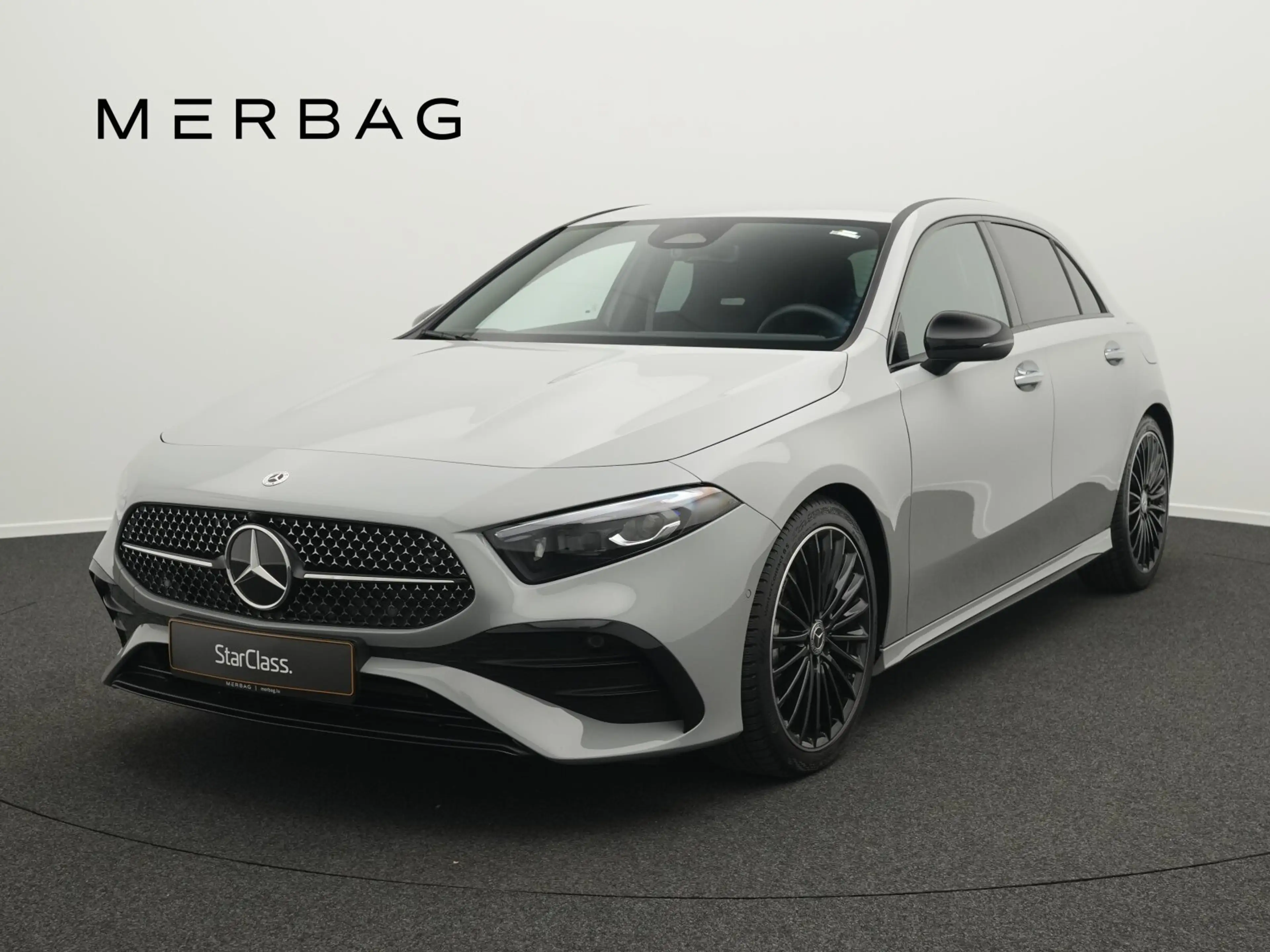 Mercedes-Benz A 200 A 200 d Multi+Night+Kamera+Ambi AMG Line Navi/LED
