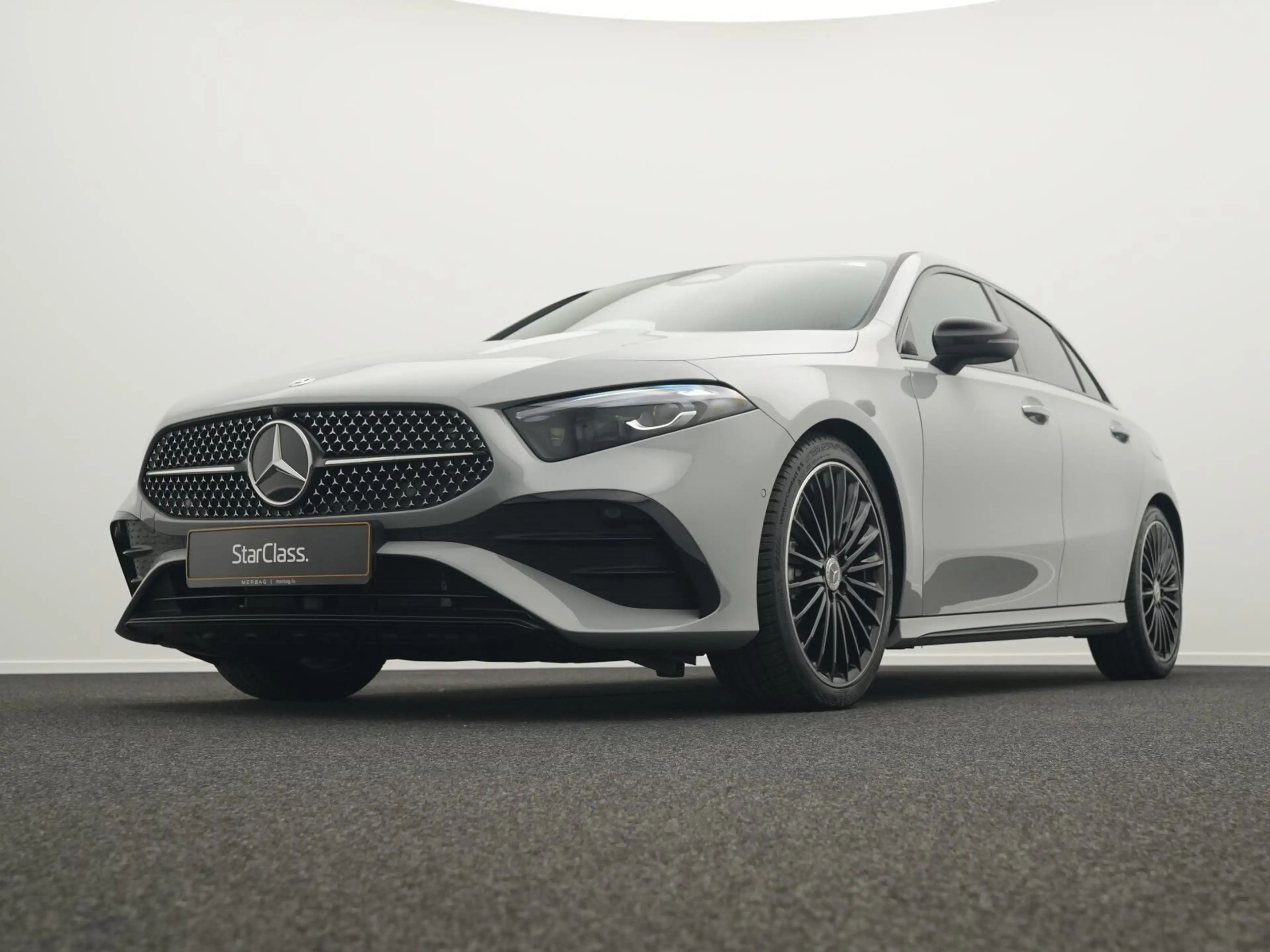 Mercedes-Benz A 200 A 200 d Multi+Night+Kamera+Ambi AMG Line Navi/LED — photo 10