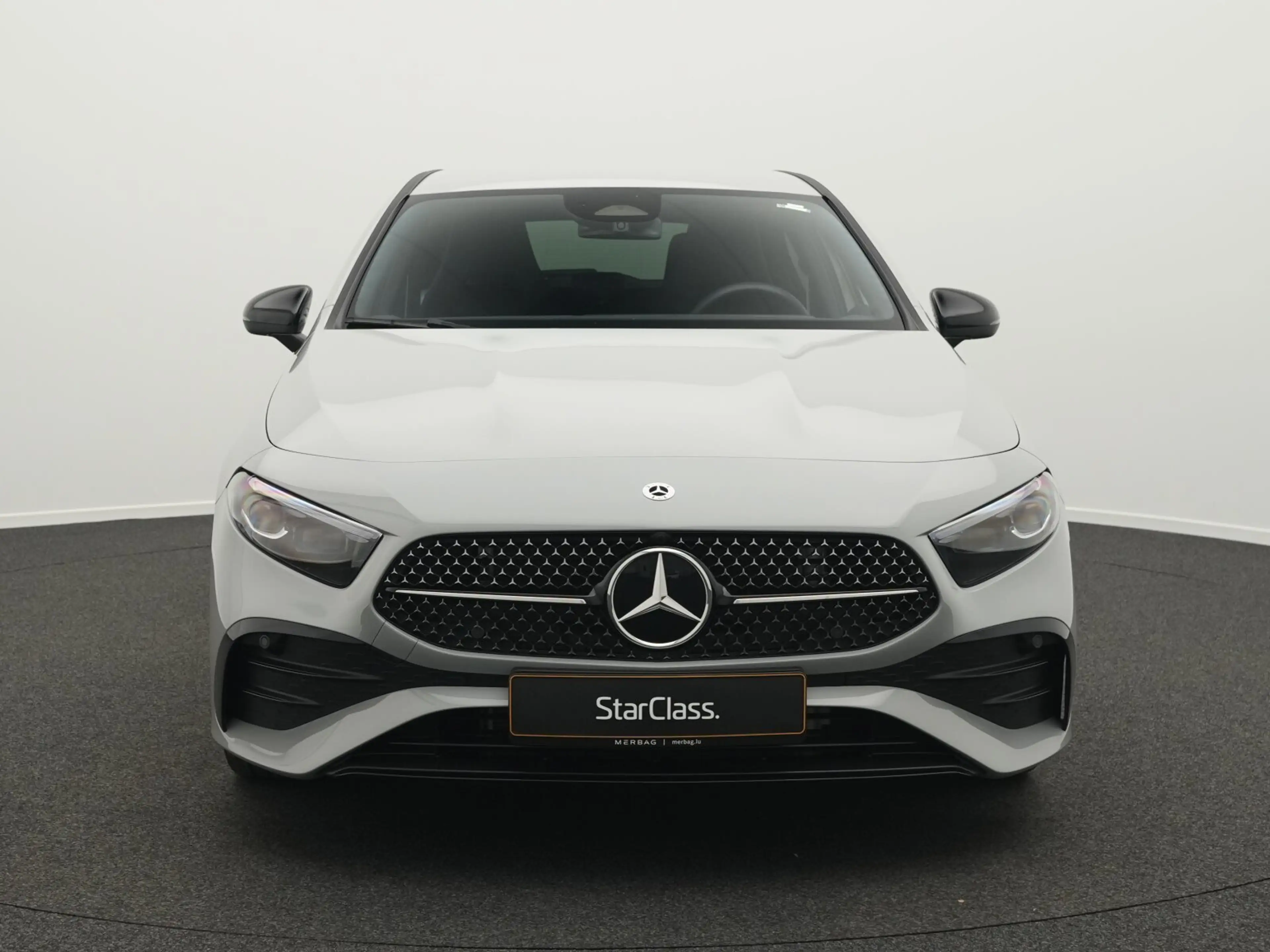 Mercedes-Benz A 200 A 200 d Multi+Night+Kamera+Ambi AMG Line Navi/LED — photo 2
