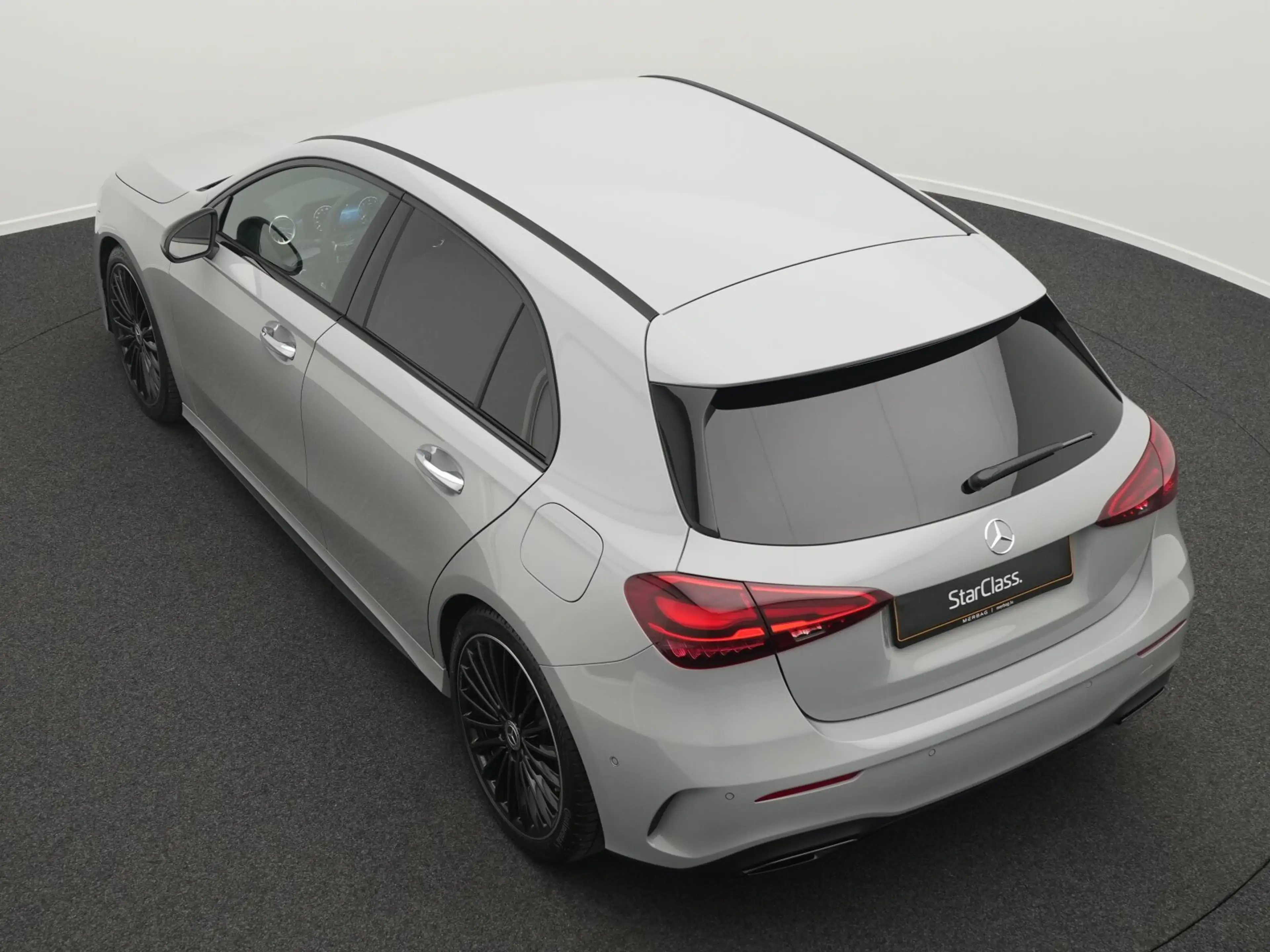 Mercedes-Benz A 200 A 200 d Multi+Night+Kamera+Ambi AMG Line Navi/LED — photo 13
