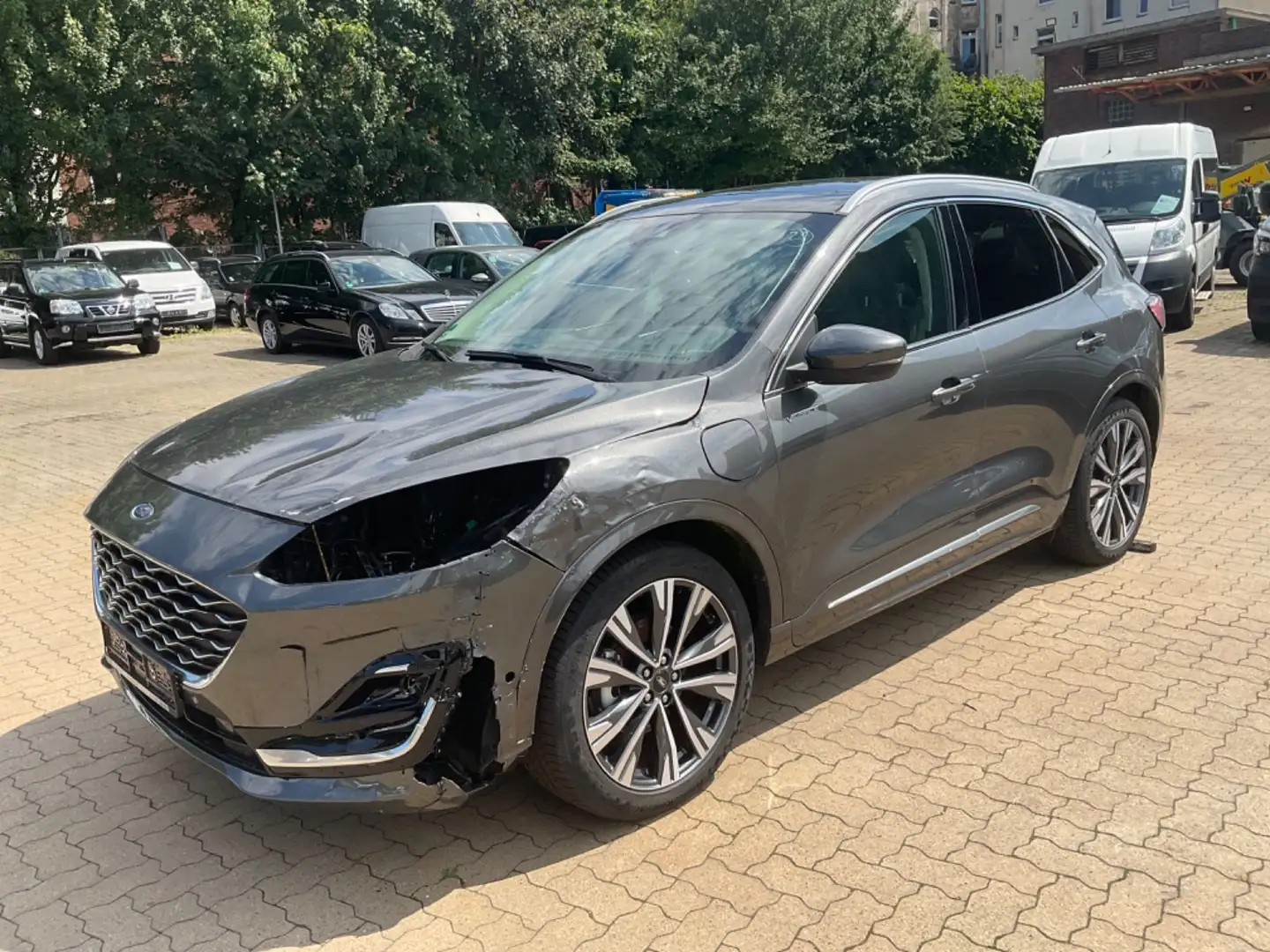 Ford Kuga 2.5 Duratec PHEV VIGNALE Grau - 1