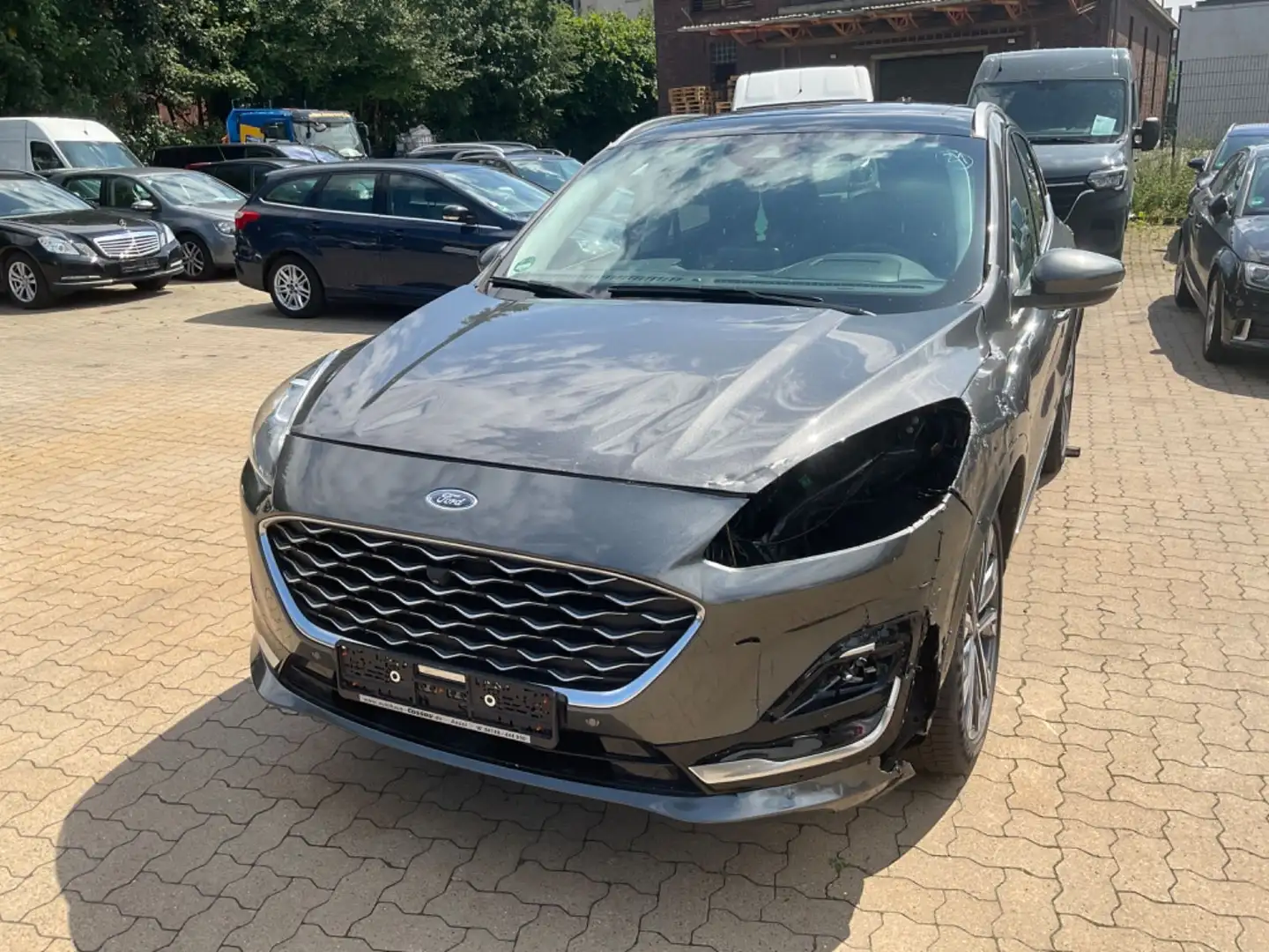 Ford Kuga 2.5 Duratec PHEV VIGNALE Grau - 2