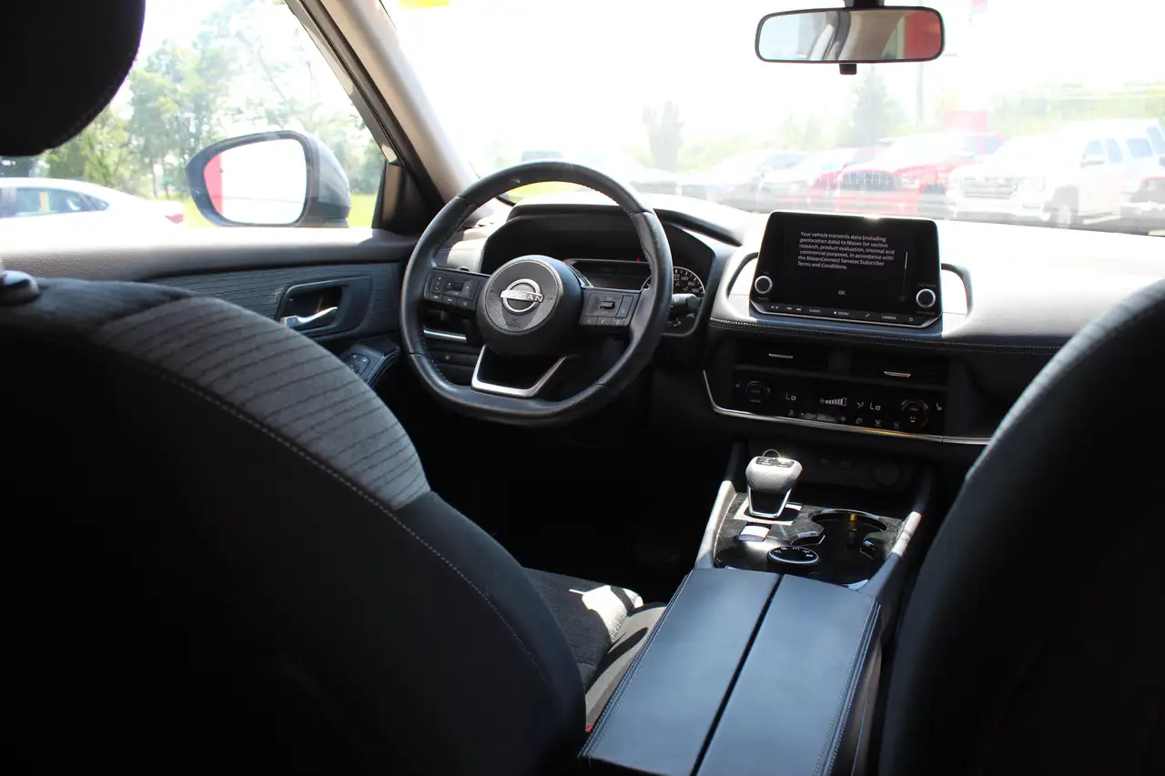 Nissan Rogue fotografie Nissan Rogue