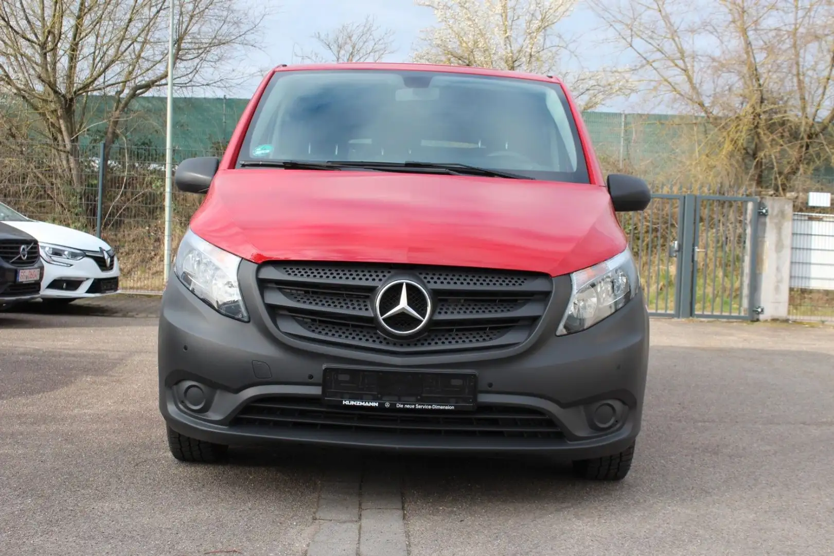 Mercedes-Benz Vito Kasten 114/ CDI/ lang Klima+AHK+PDC Czerwony - 2