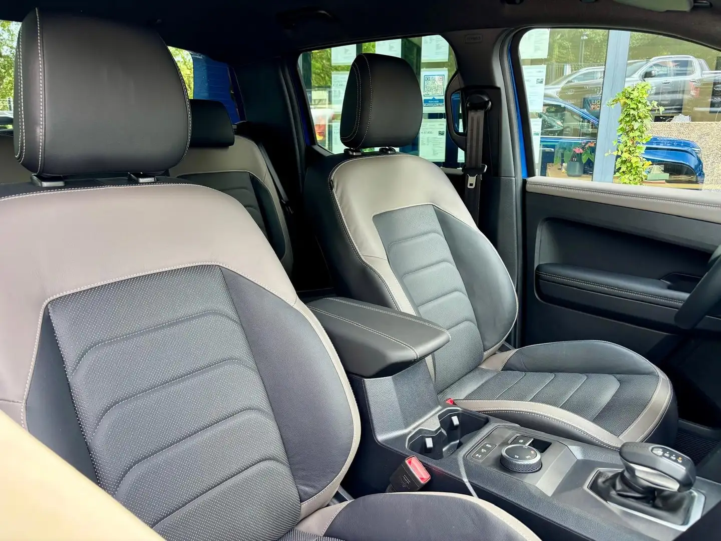 Volkswagen Amarok 3.0 V6 TDi 241 CV | AVENTURA | 50.248 € HTVA Bleu - 2