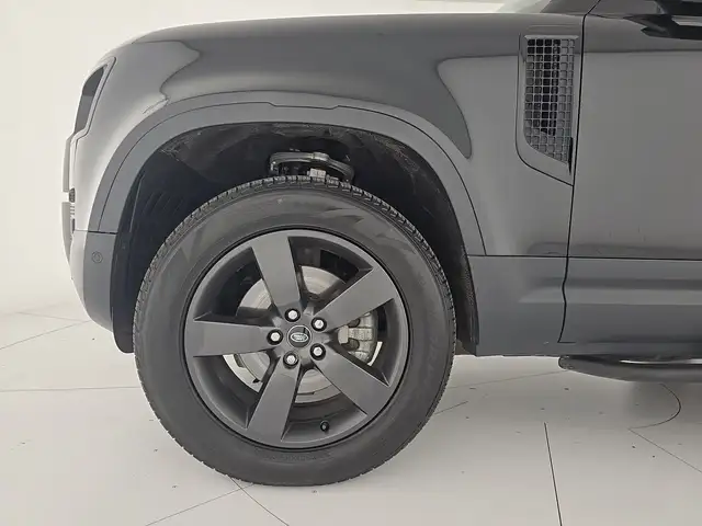 Land Rover Defender view 8