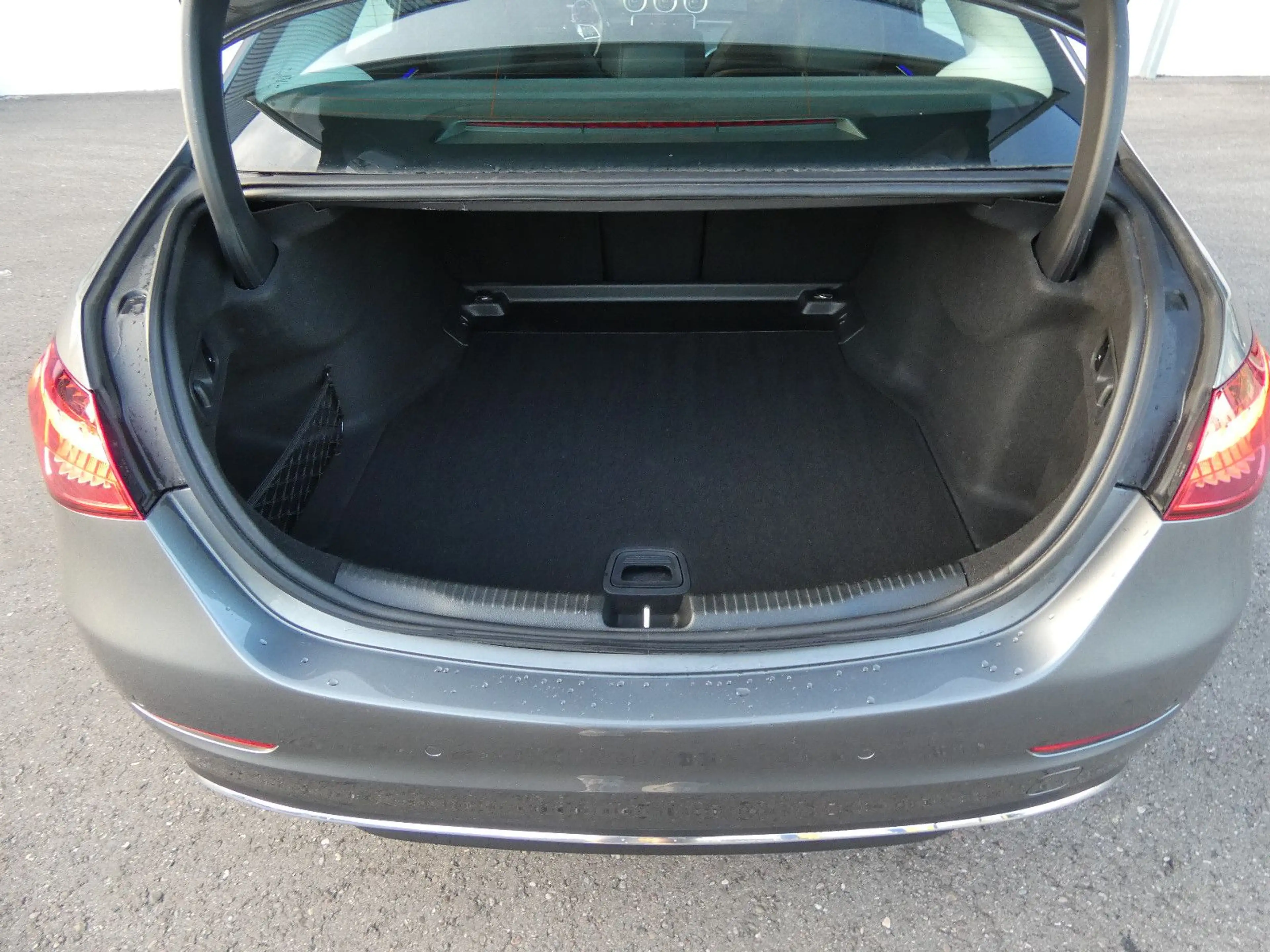 Mercedes-Benz C 200 d 9G Avantgarde LED Navi Kamera Ambiente — photo 21
