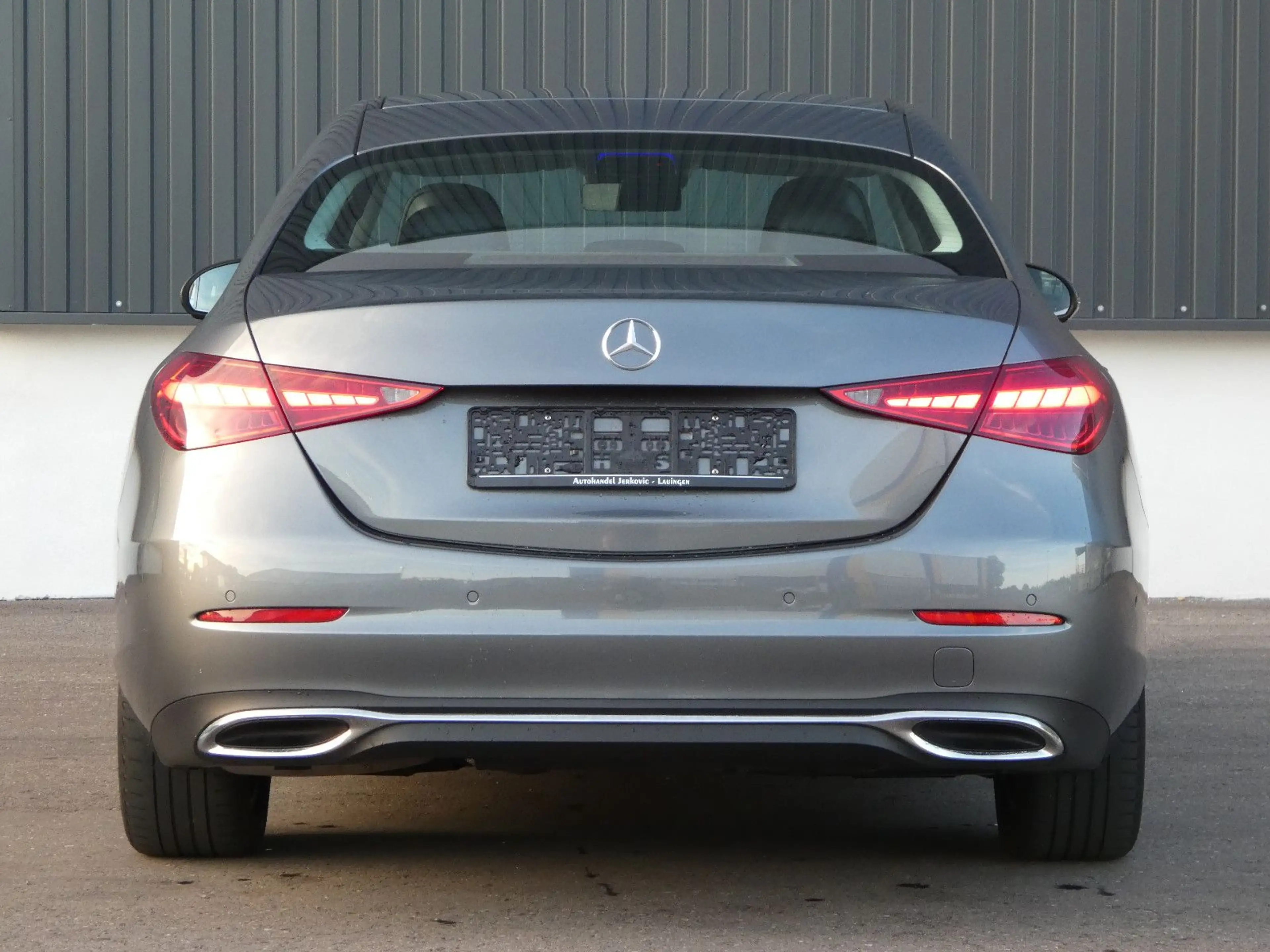 Mercedes-Benz C 200 d 9G Avantgarde LED Navi Kamera Ambiente — photo 27