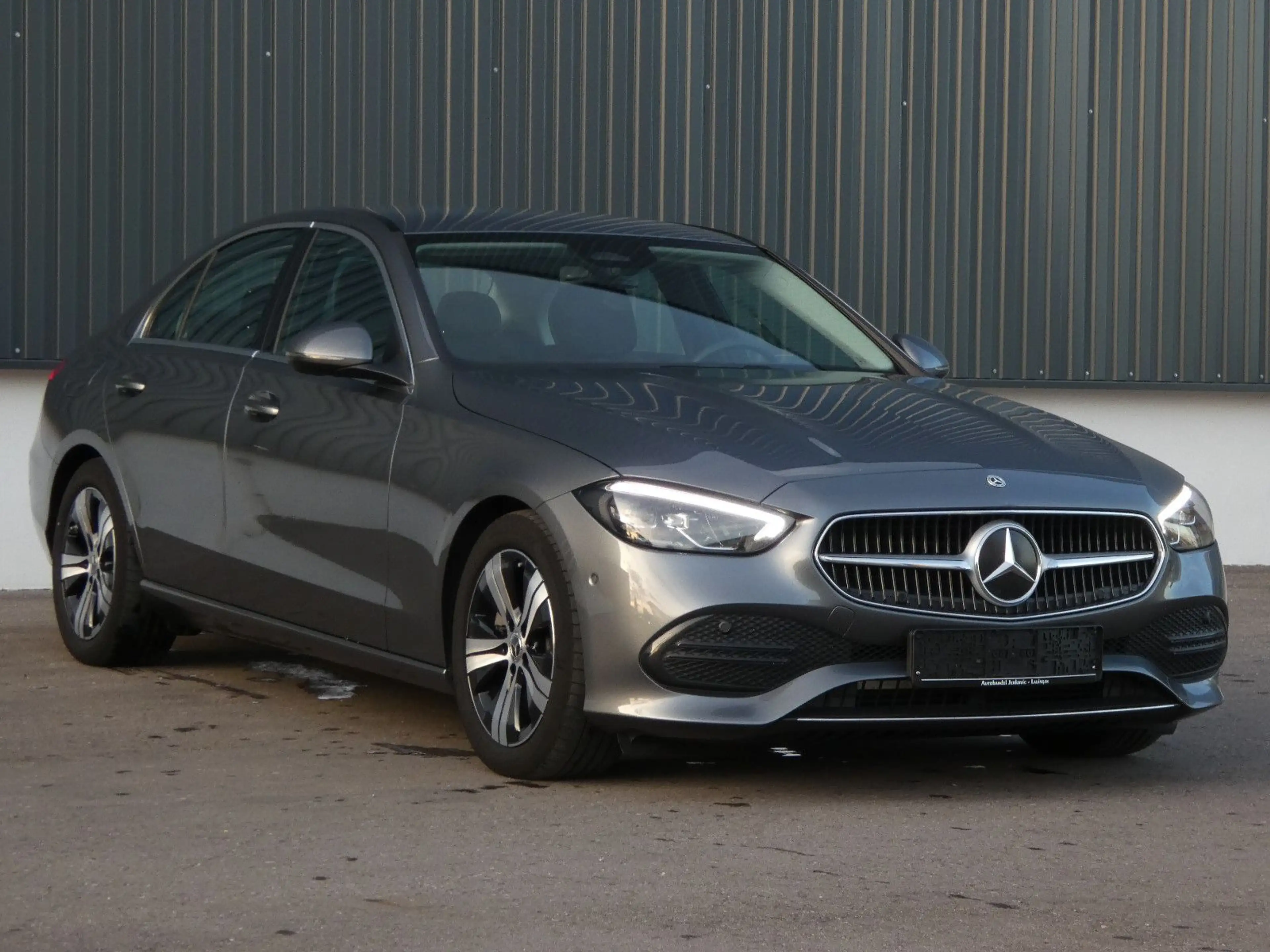 Mercedes-Benz C 200 d 9G Avantgarde LED Navi Kamera Ambiente — photo 23