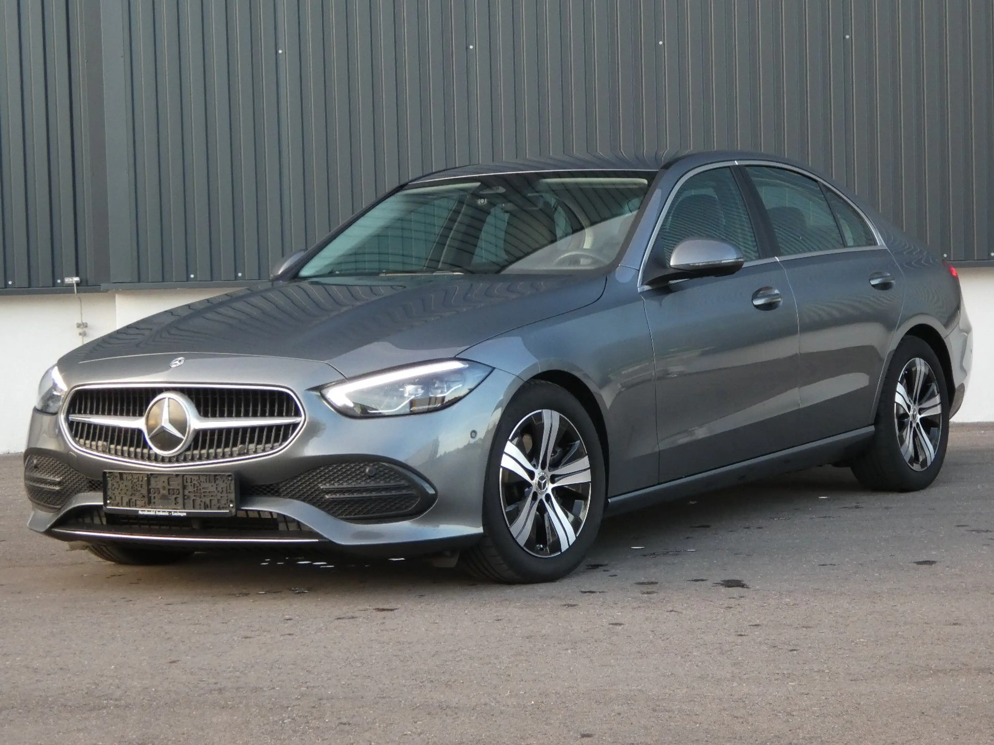 Mercedes-Benz C 200 d 9G Avantgarde LED Navi Kamera Ambiente
