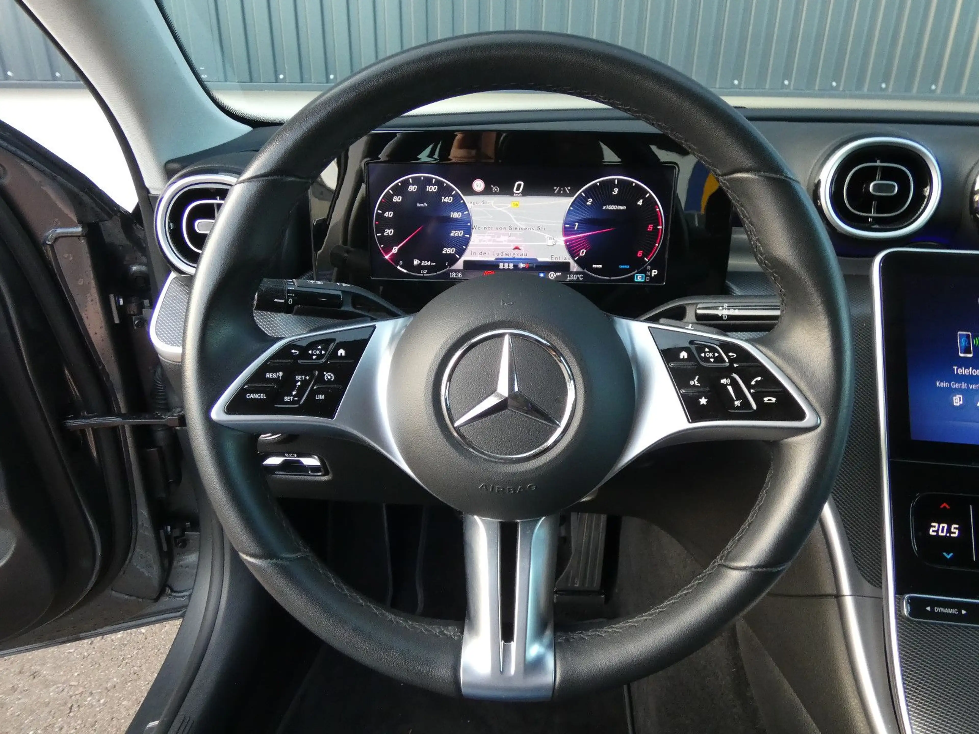 Mercedes-Benz C 200 d 9G Avantgarde LED Navi Kamera Ambiente — photo 13