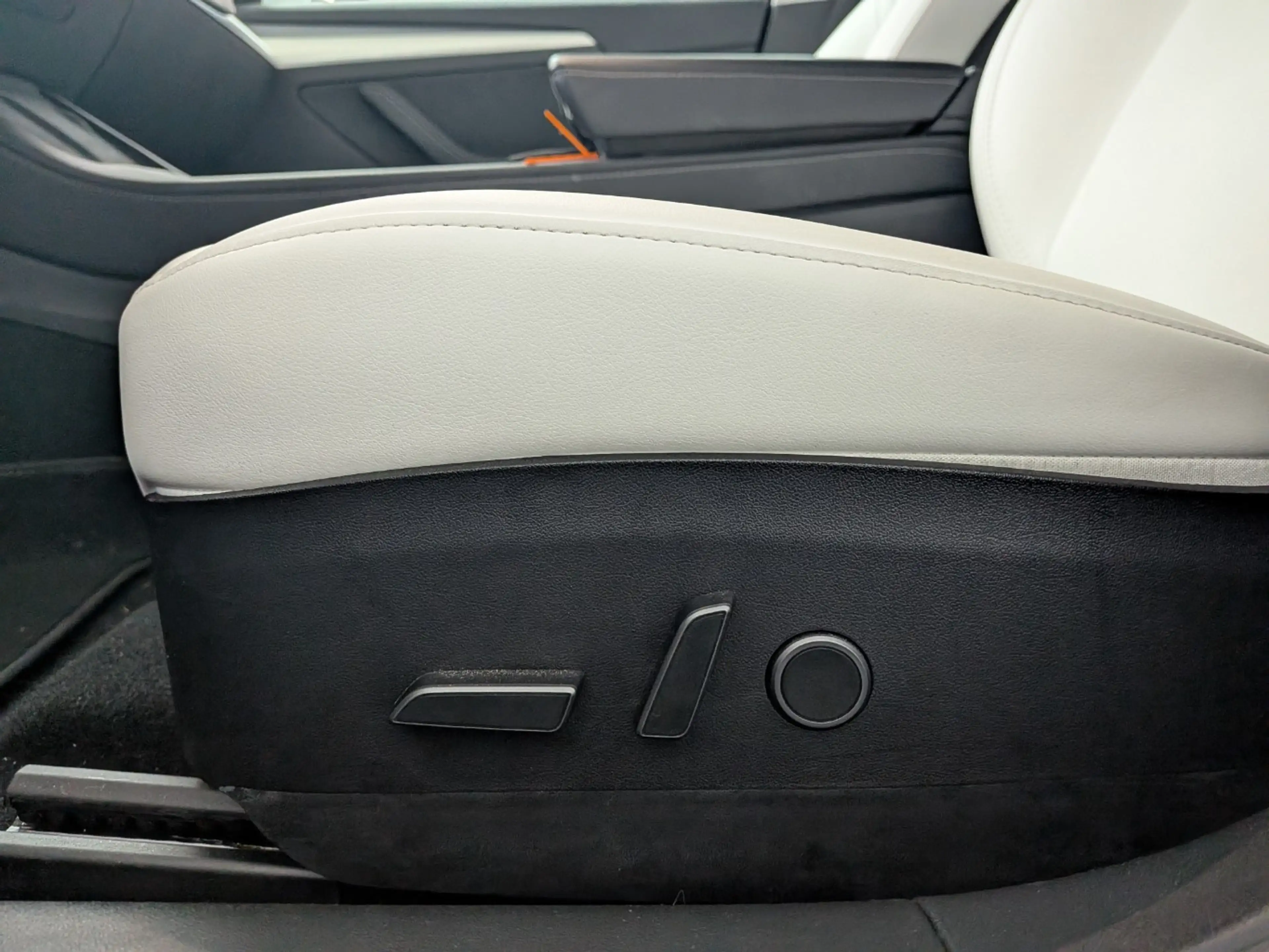 Tesla Model 3 Long Range AWD 75 kWh | Panoramadak | Voorstoelen — photo 8