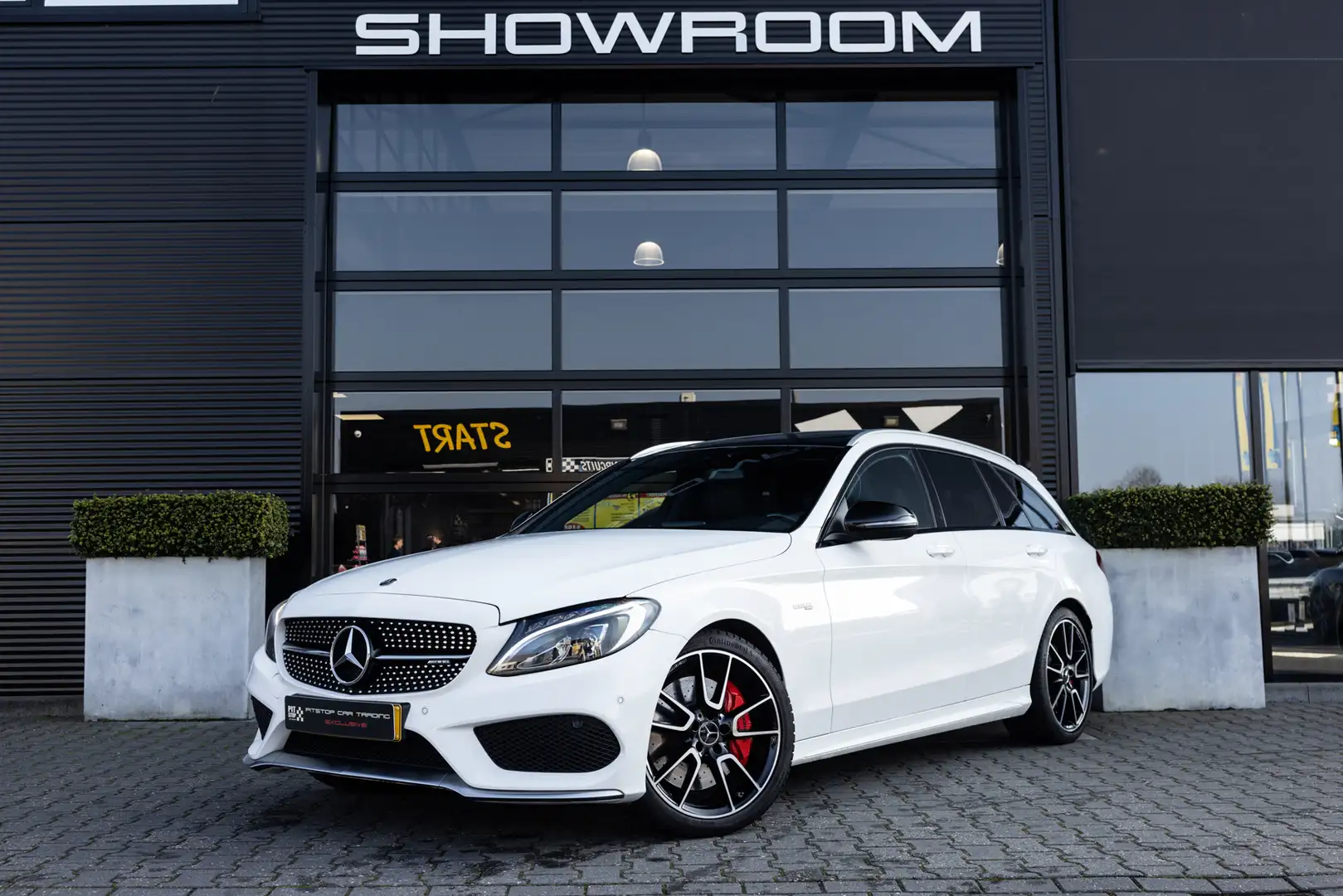 Mercedes-Benz C 43 AMG Estate 4MATIC, 367 PK, Pano, Night edition, Nieuws Blanco - 2