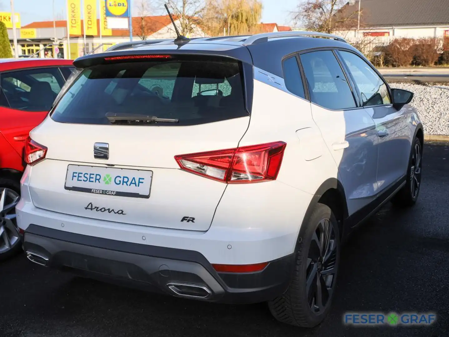 SEAT Arona FR 1.0 TSI DSG NAVI LED SHZ KAMERA ACC Weiß - 2