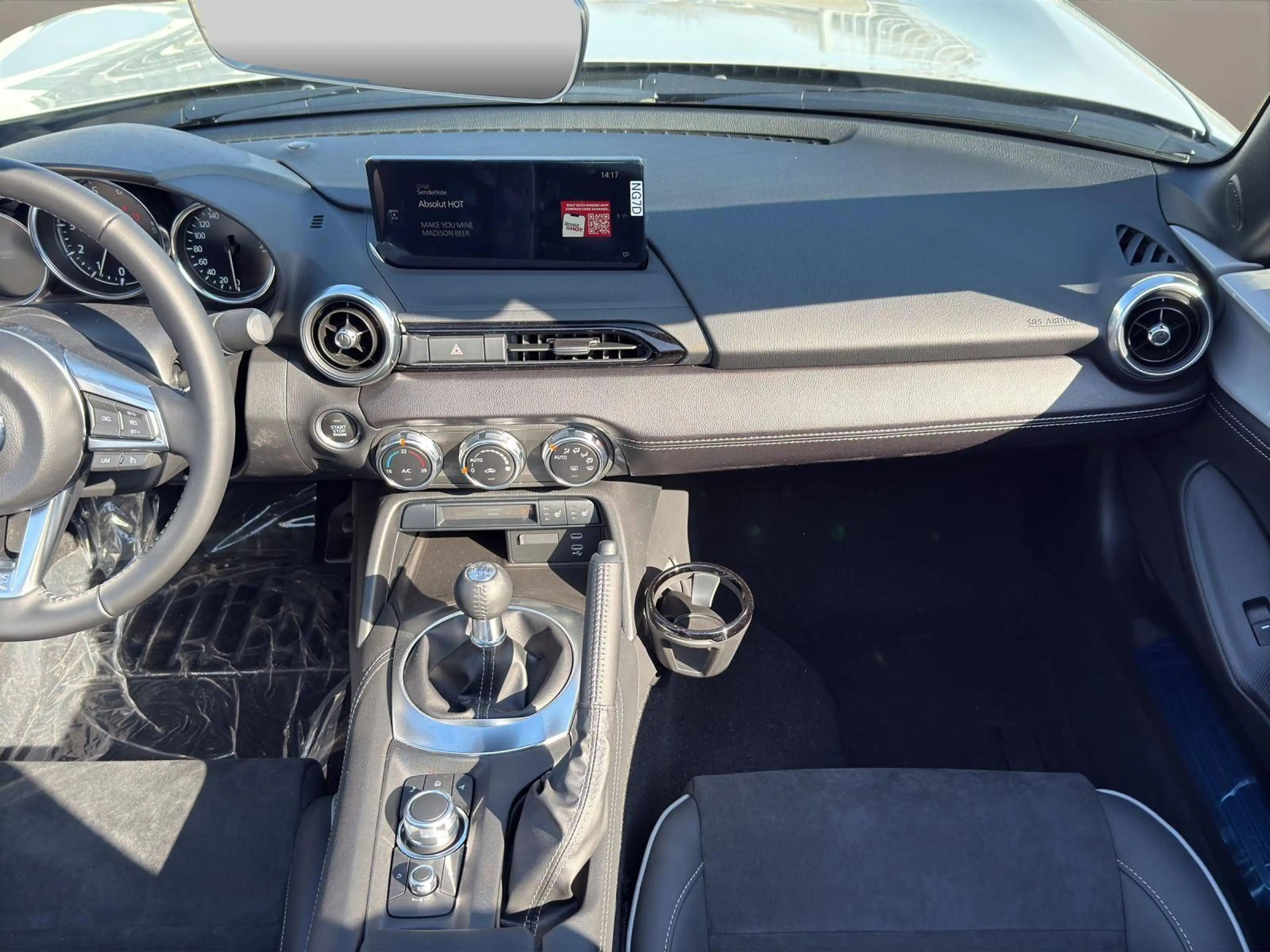 Mazda MX-5 Homura SKYACTIV-G 132 PS 6MT RWD — photo 13