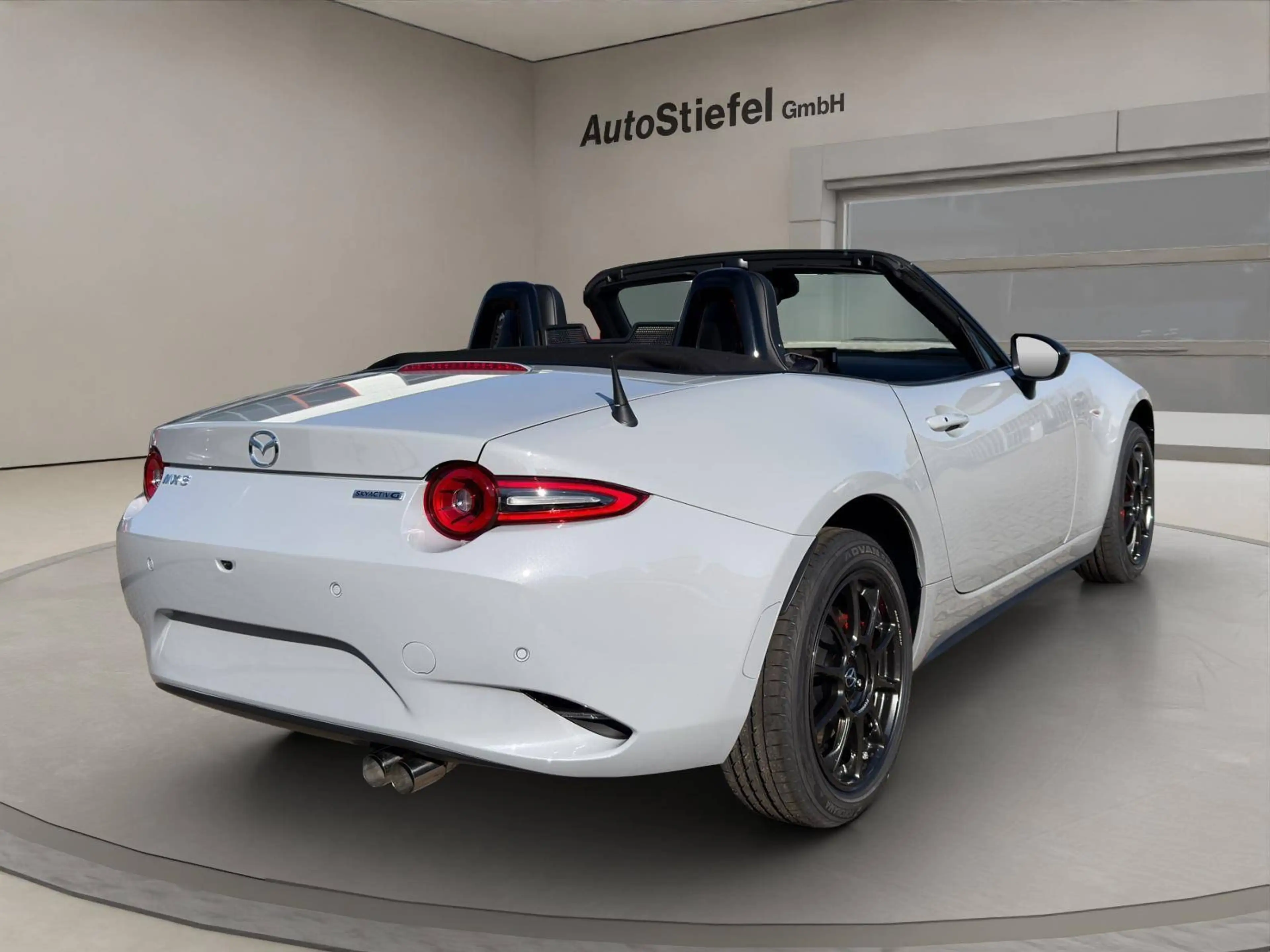 Mazda MX-5 Homura SKYACTIV-G 132 PS 6MT RWD — photo 5