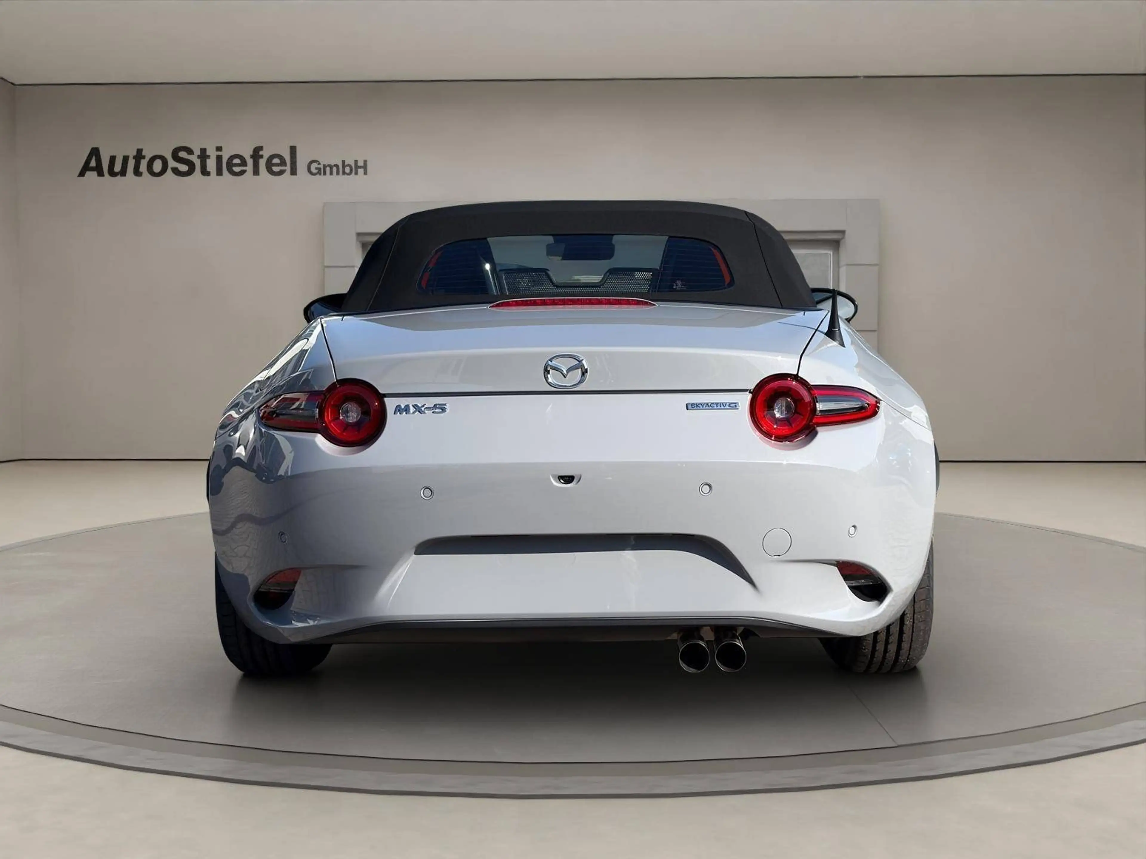 Mazda MX-5 Homura SKYACTIV-G 132 PS 6MT RWD — photo 6