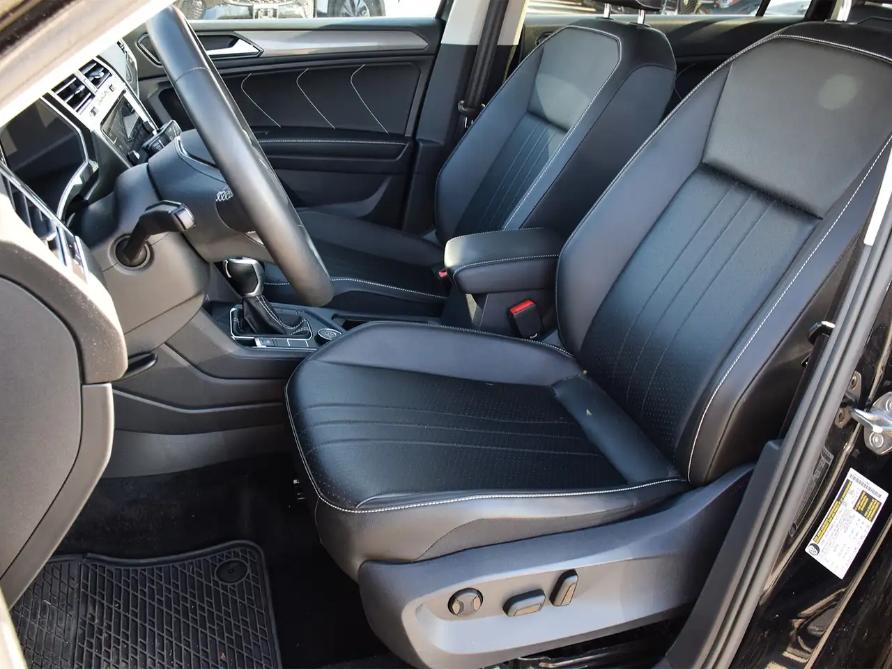 Volkswagen Tiguan снимка Volkswagen Tiguan